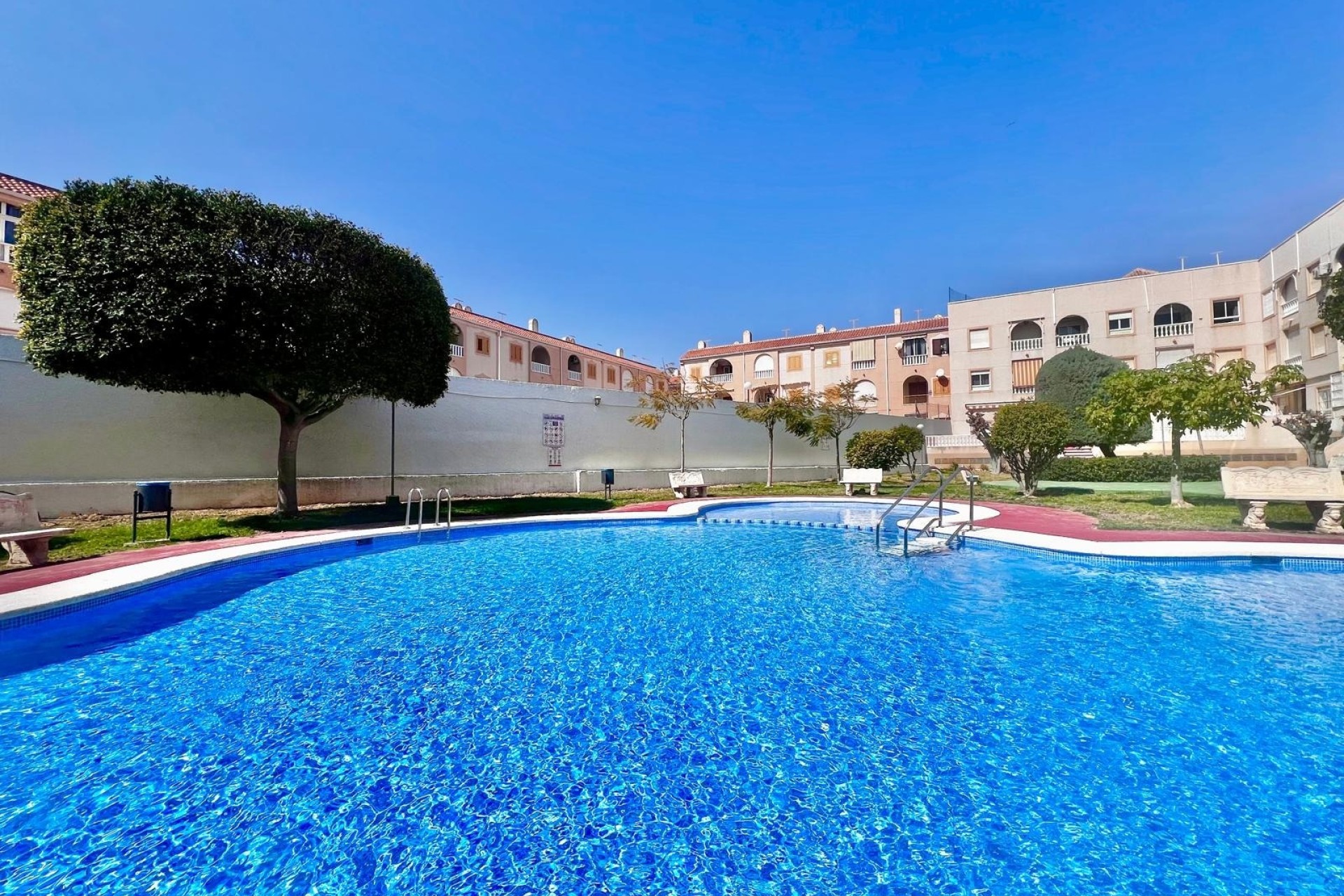 Revente - Appartement -
Torrevieja - Acequion