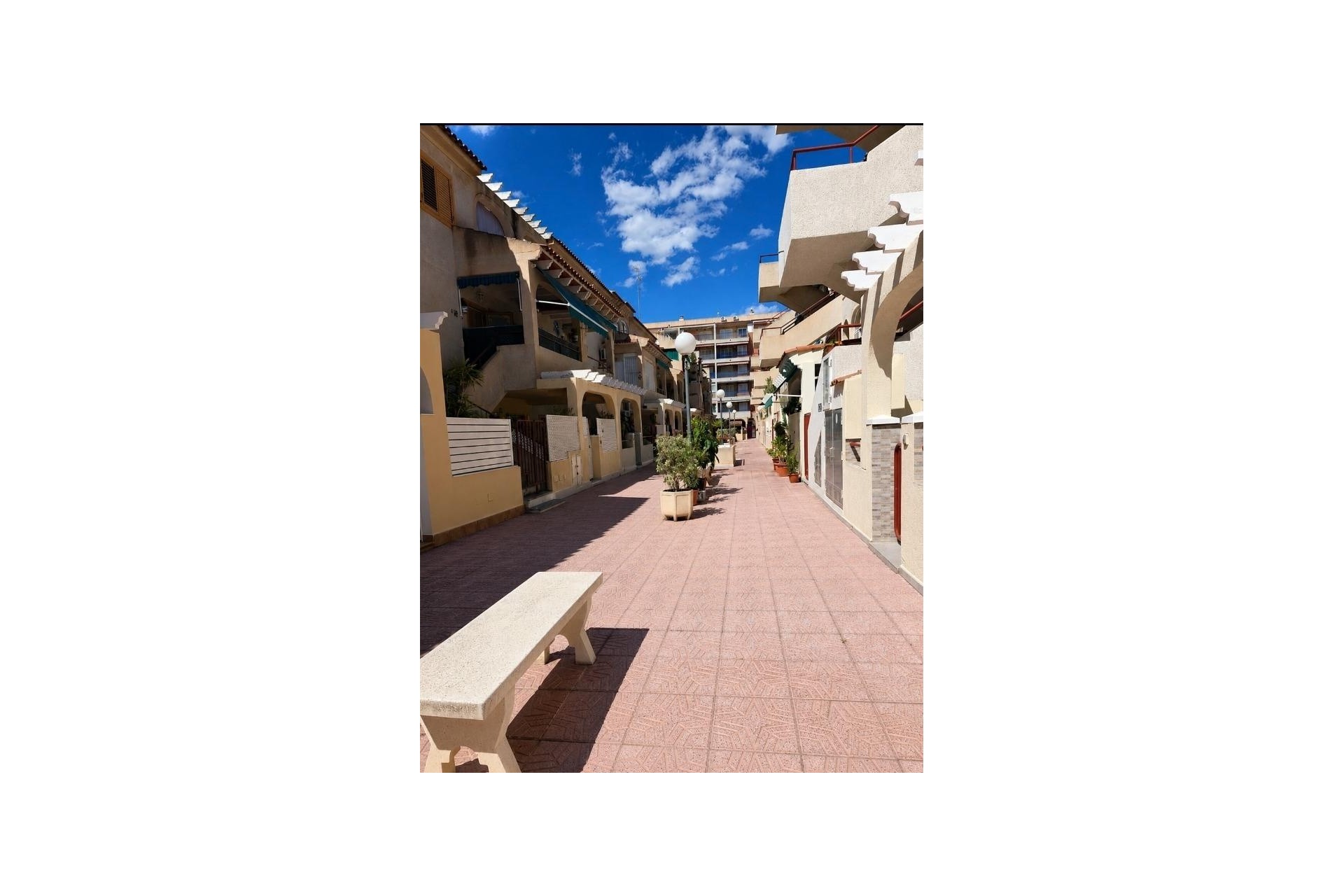Revente - Appartement -
Torrevieja - Acequion