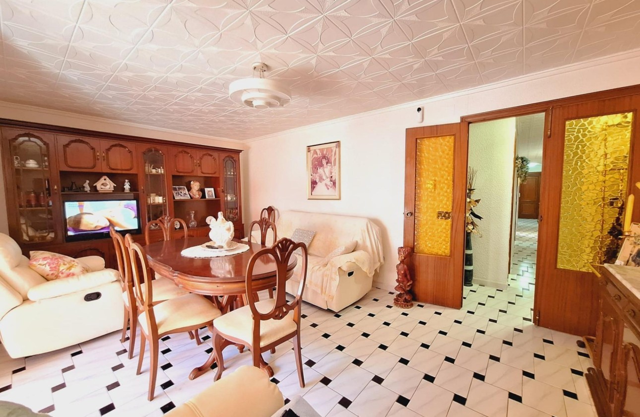 Revente - Appartement -
Torrevieja - Acequion