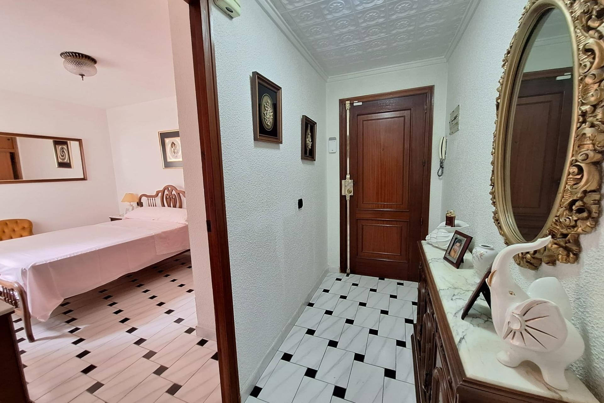 Revente - Appartement -
Torrevieja - Acequion