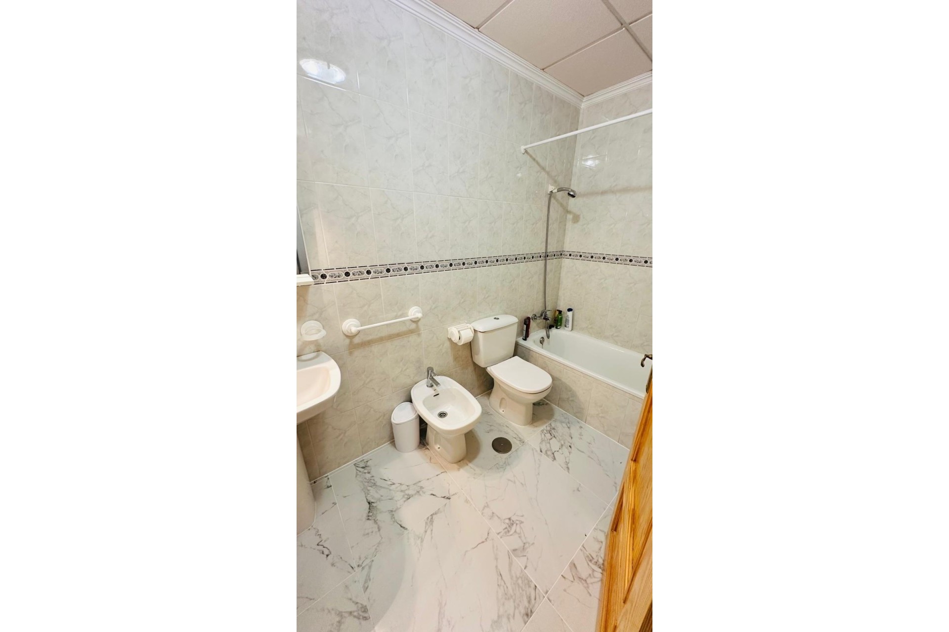 Revente - Appartement -
Torrevieja - Acequion