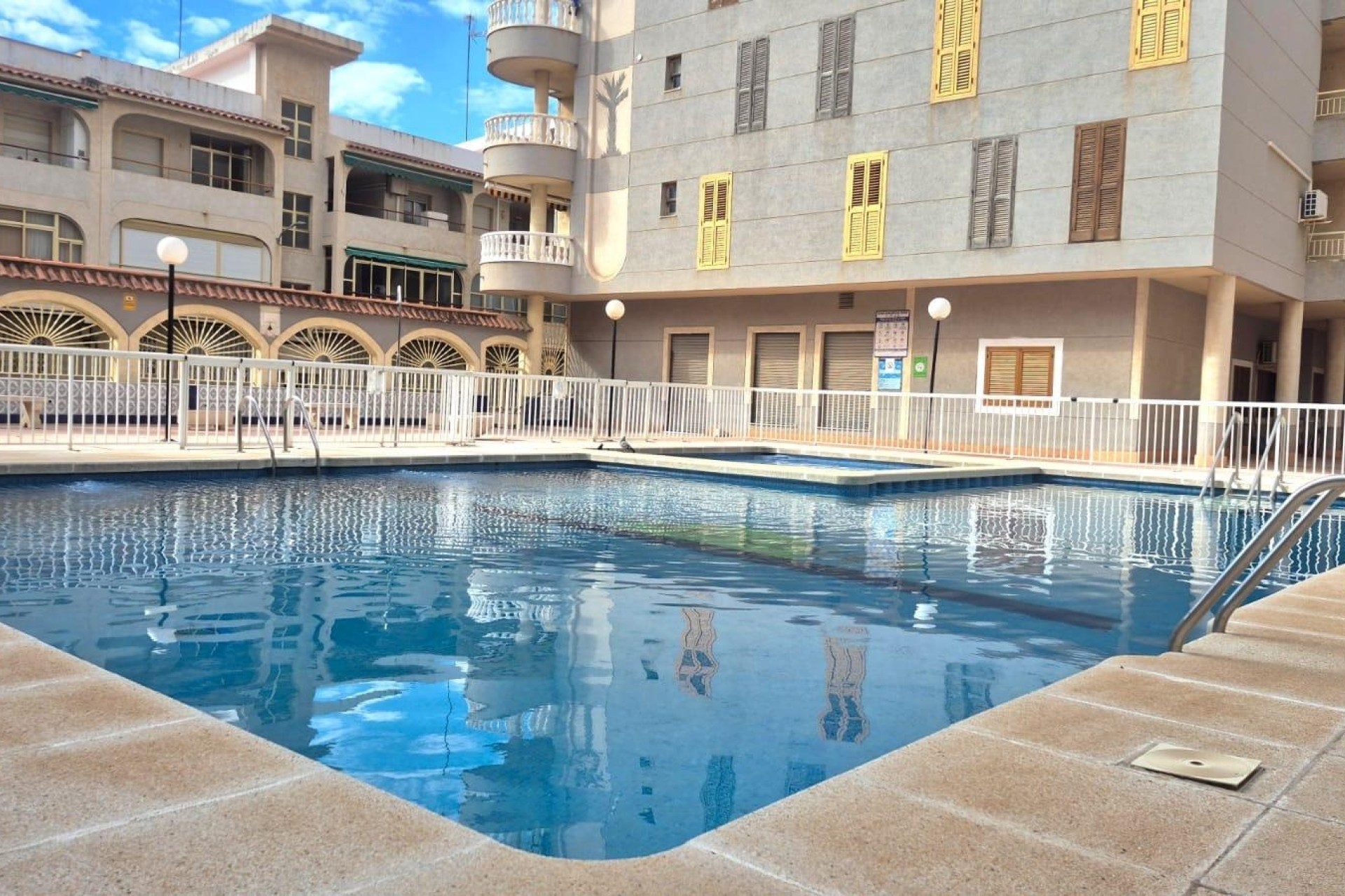 Revente - Appartement -
Torrevieja - Acequion