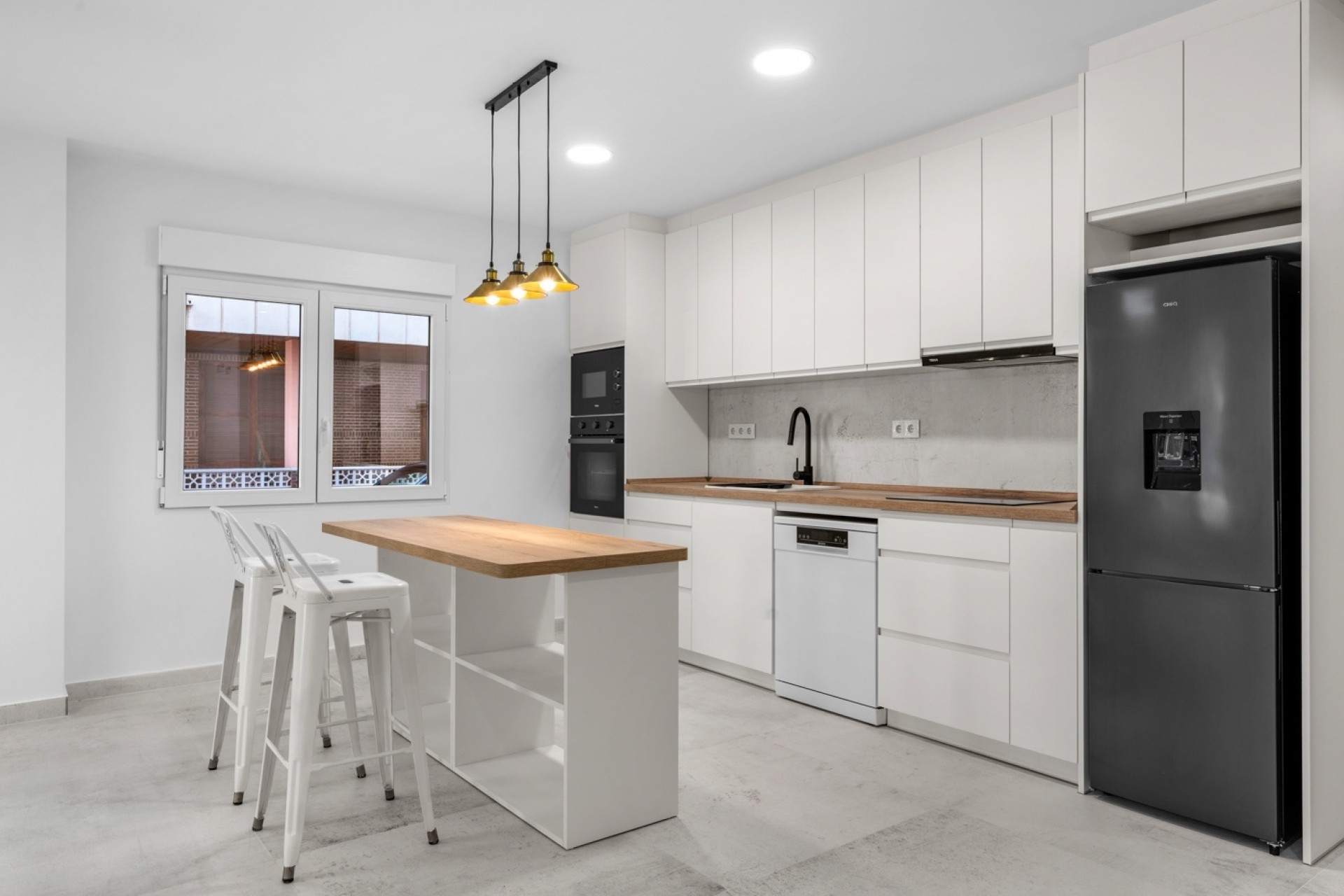 Revente - Appartement -
Torrevieja - Acequion