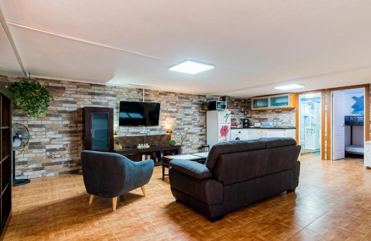 Revente - Appartement -
Torrevieja - Acequion