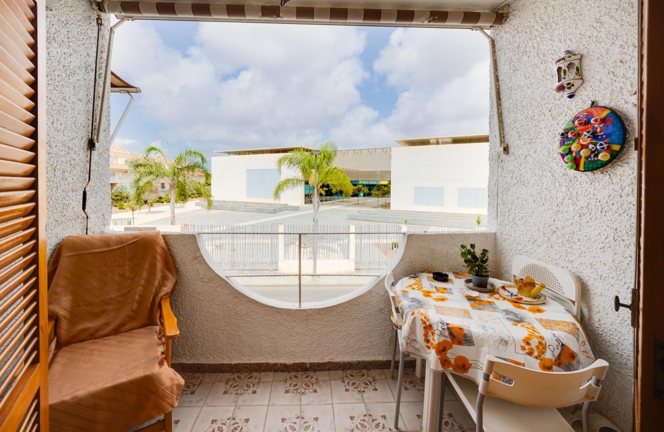 Revente - Appartement -
Torrevieja - Acequion