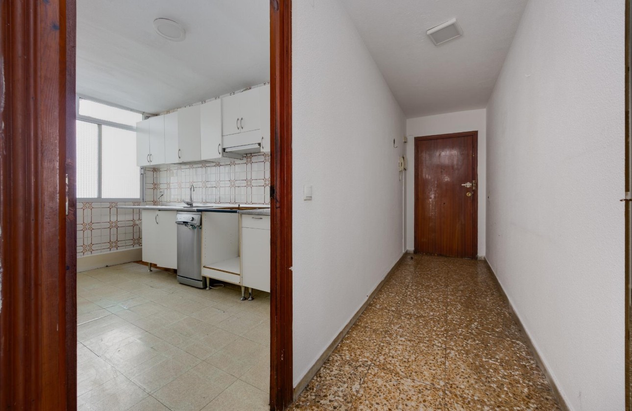 Revente - Appartement -
Torrevieja - Acequion
