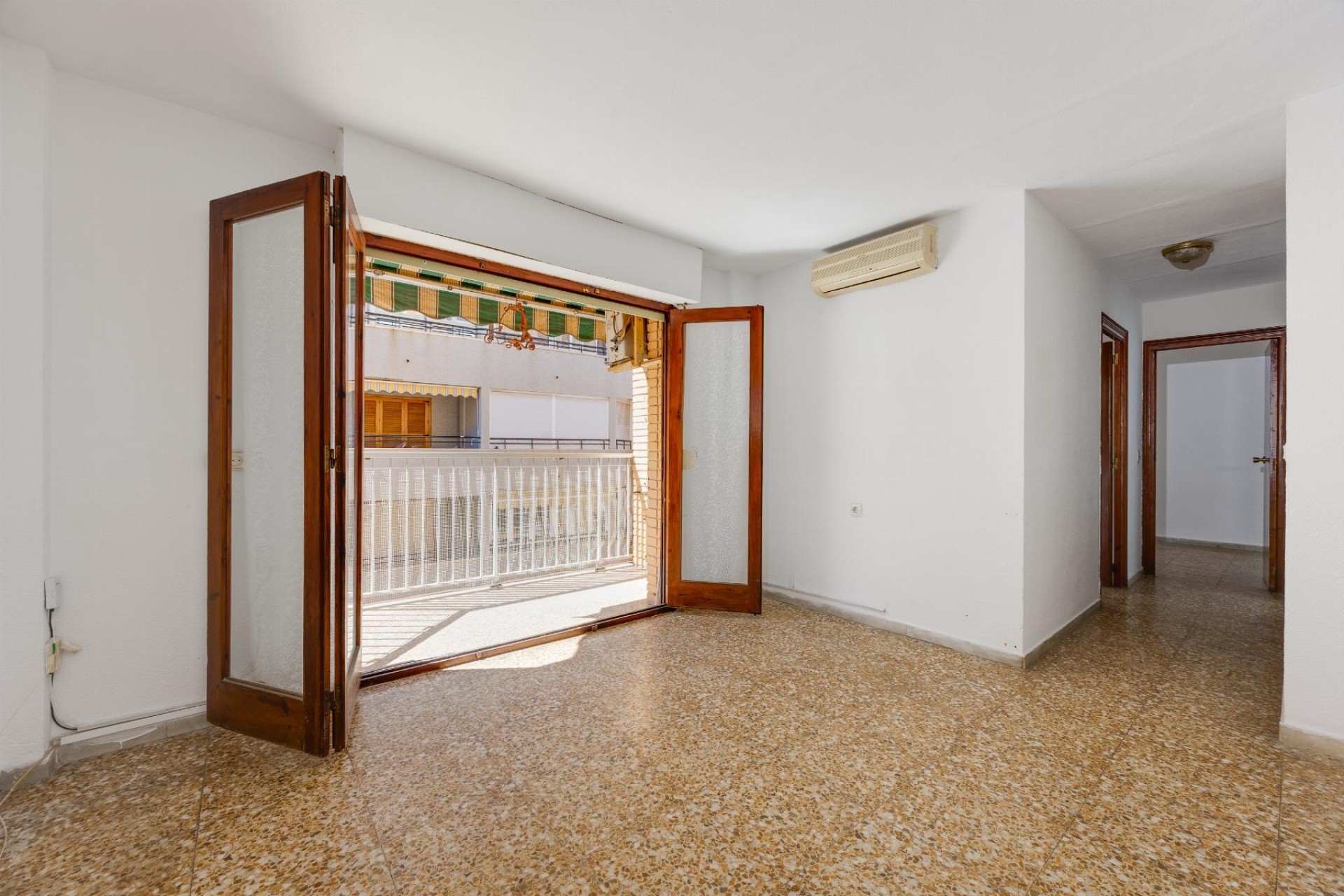 Revente - Appartement -
Torrevieja - Acequion