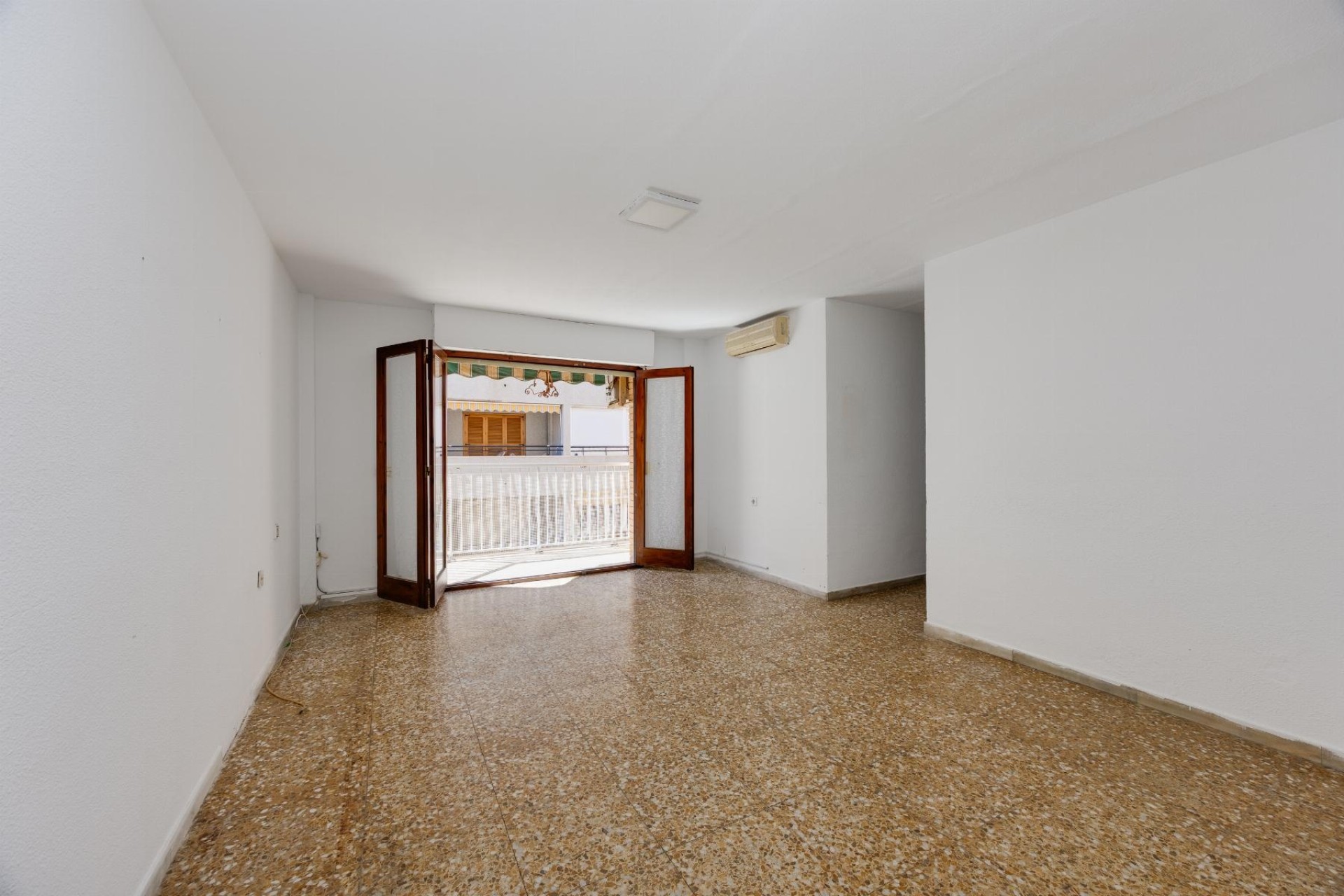 Revente - Appartement -
Torrevieja - Acequion
