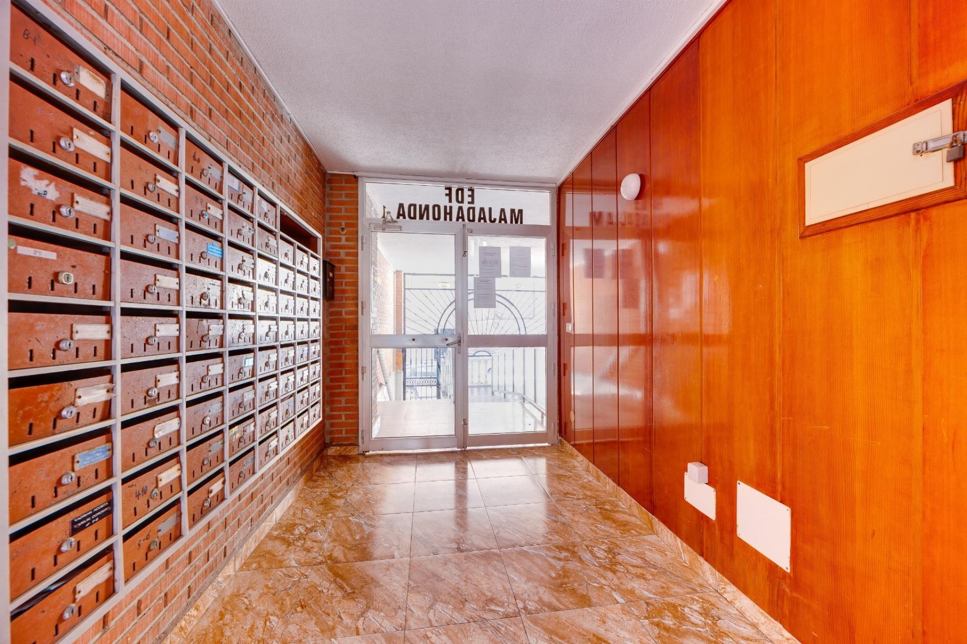 Revente - Appartement -
Torrevieja - Acequion
