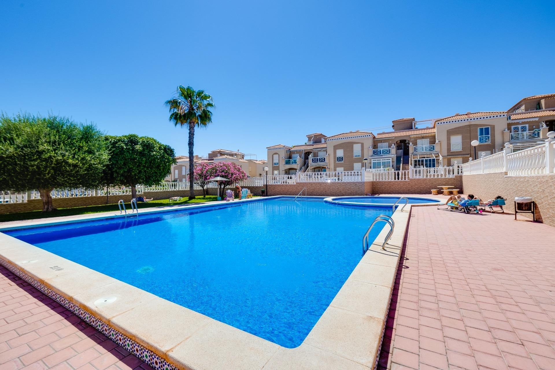 Revente - Appartement -
Torrevieja - Aguas Nuevas