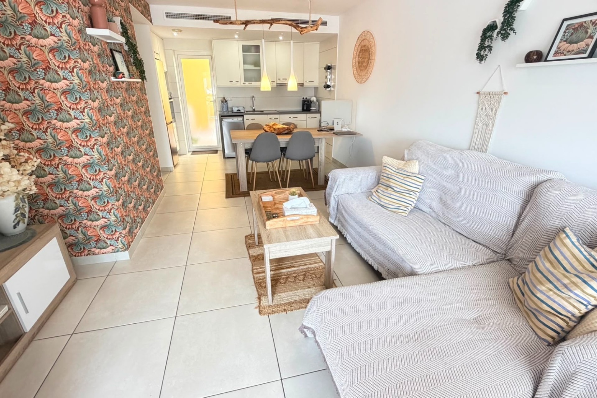 Revente - Appartement -
Torrevieja - Aguas Nuevas