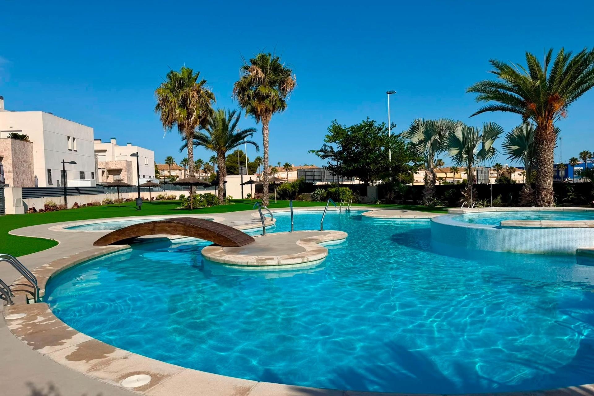 Revente - Appartement -
Torrevieja - Aguas Nuevas