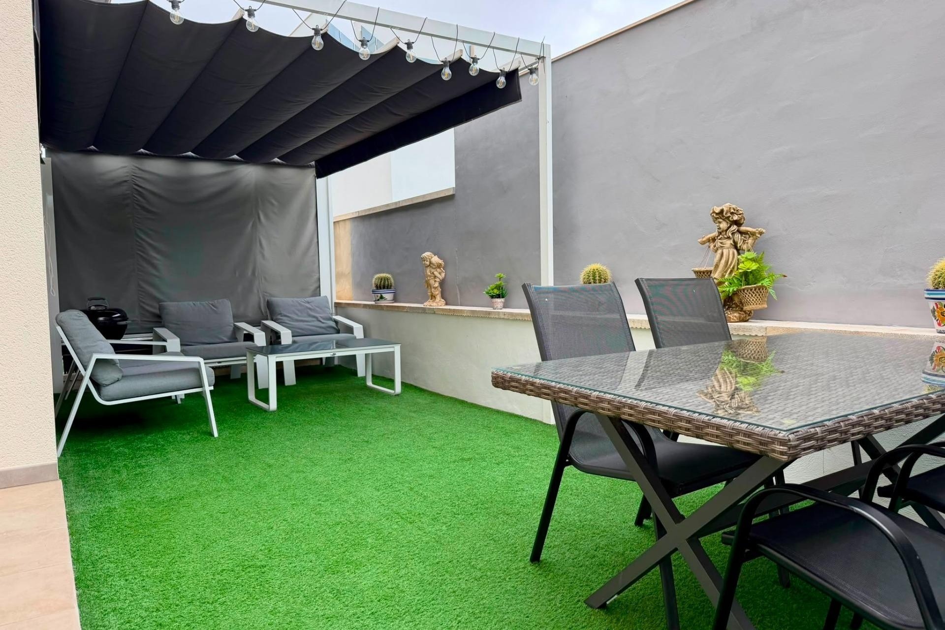 Revente - Appartement -
Torrevieja - Aguas Nuevas