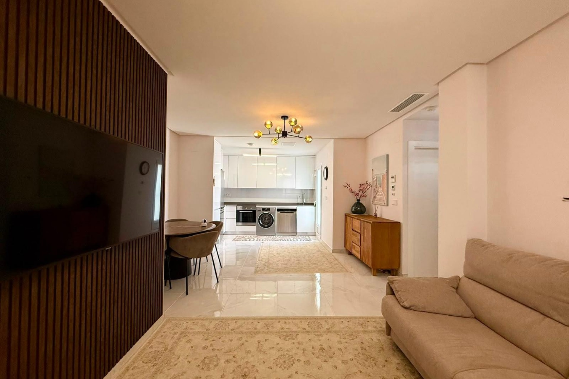 Revente - Appartement -
Torrevieja - Aguas Nuevas