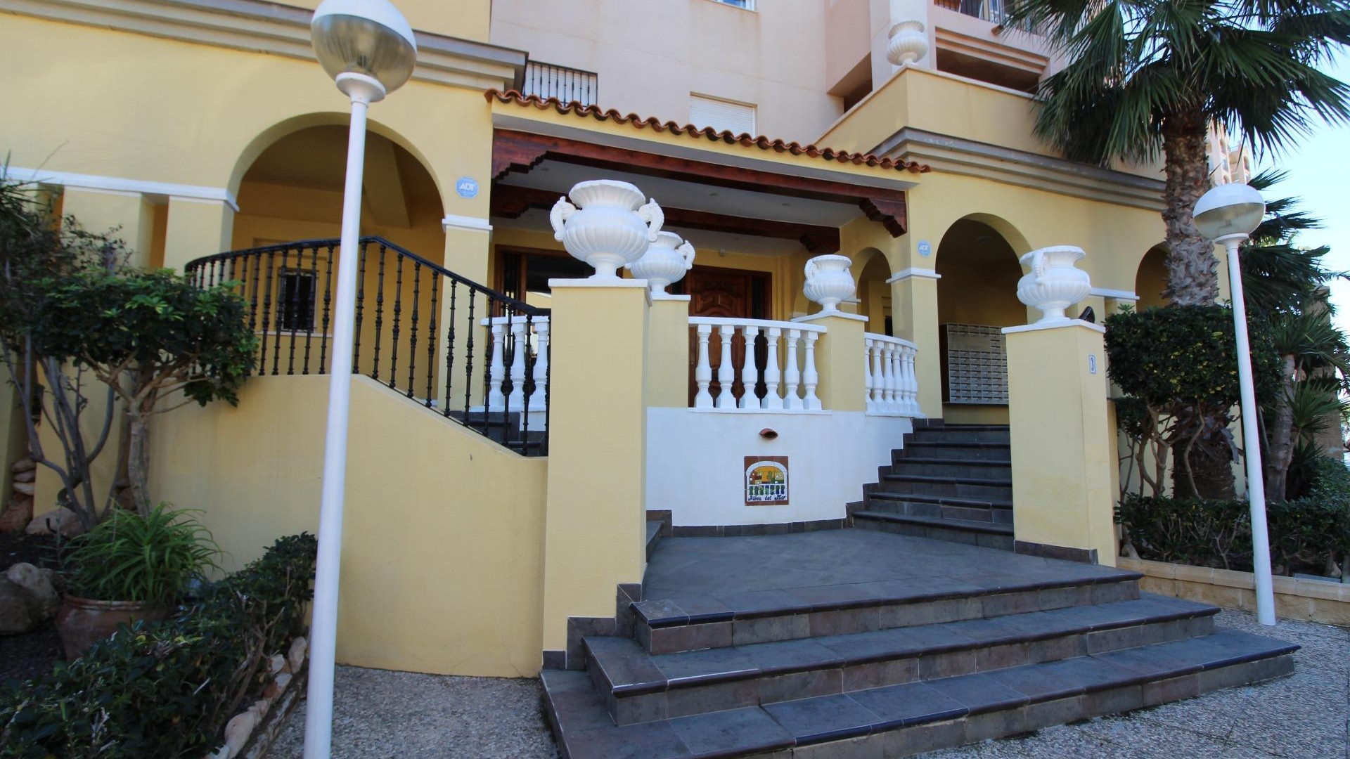 Revente - Appartement -
Torrevieja - Aldea del mar