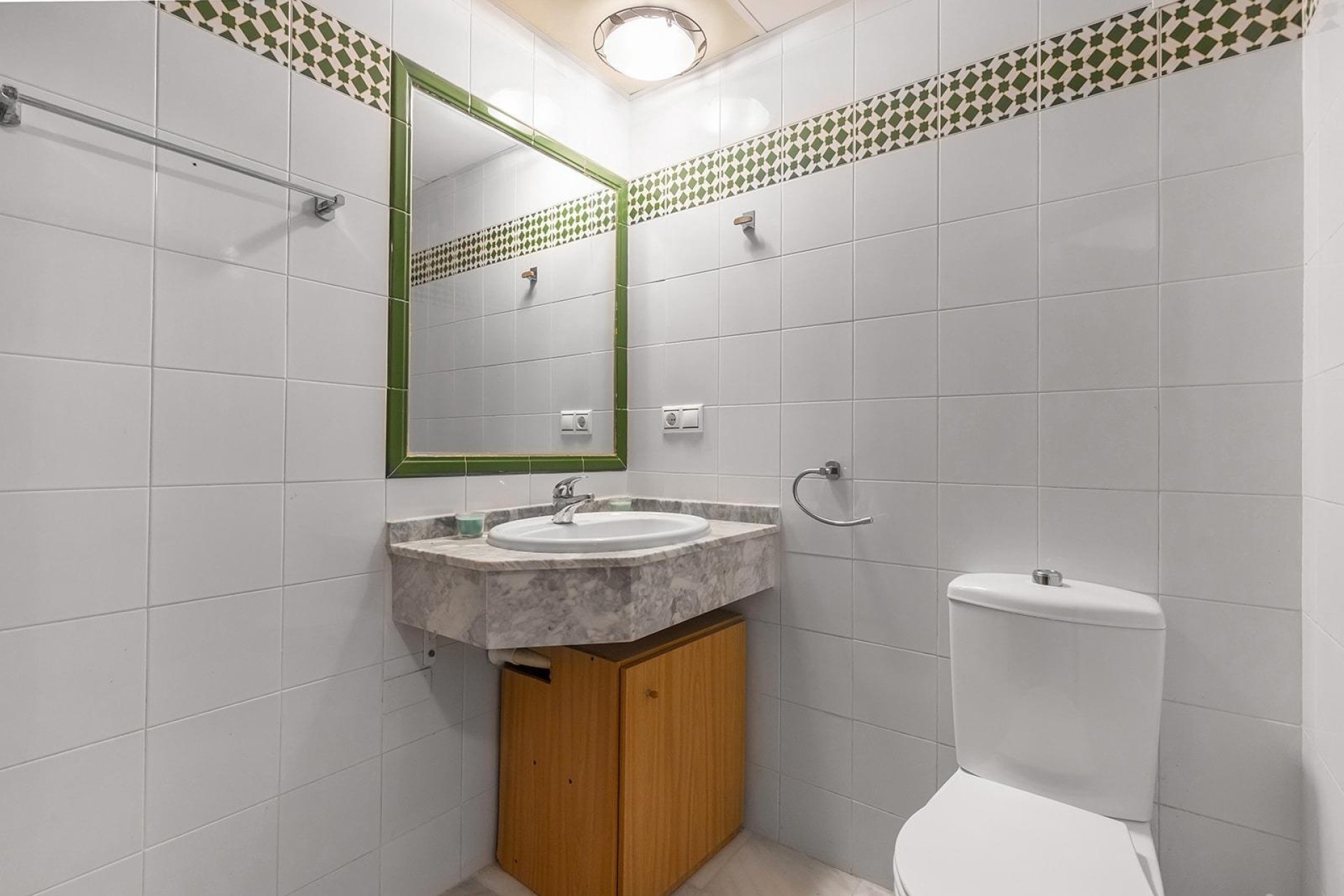 Revente - Appartement -
Torrevieja - Aldea del mar