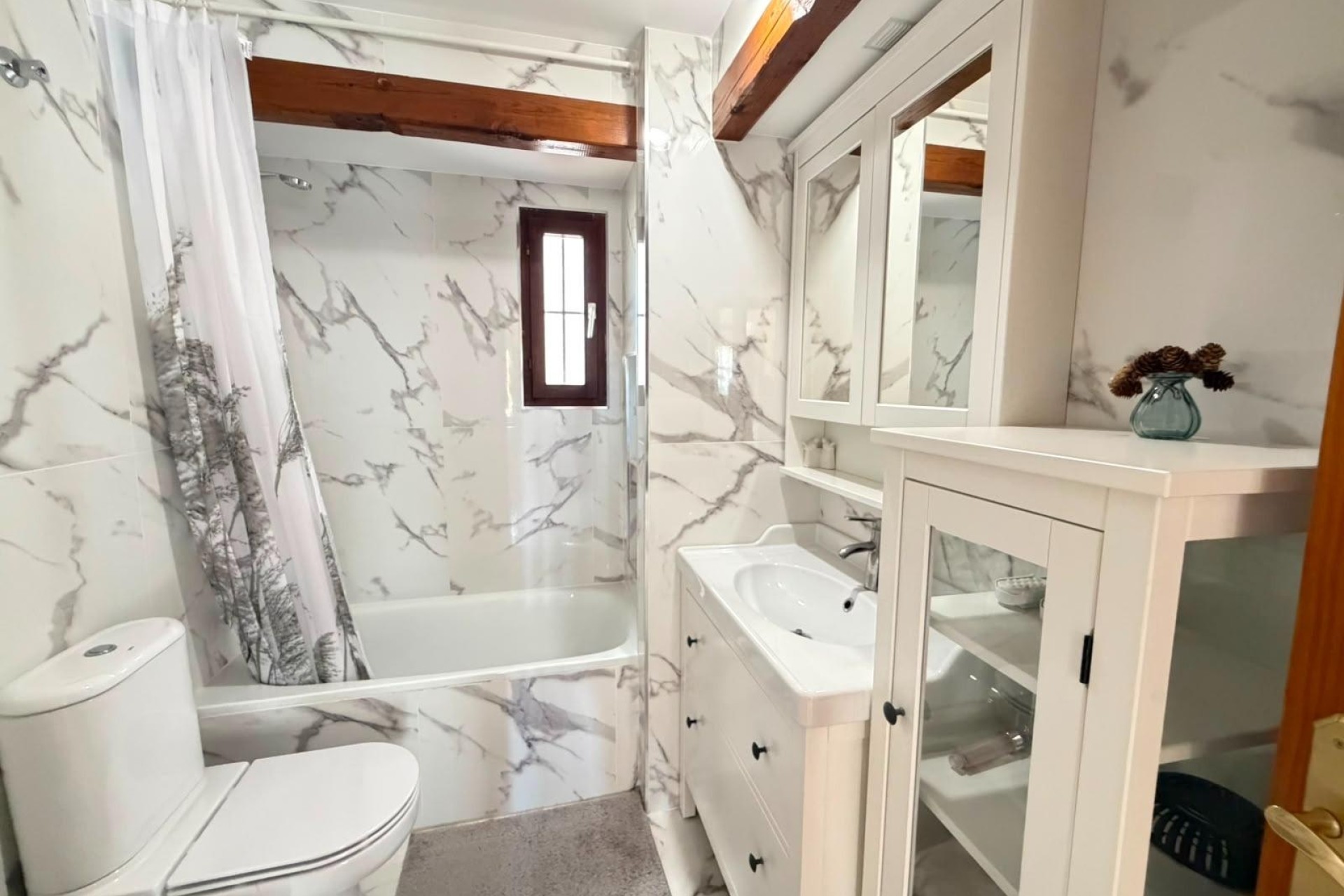 Revente - Appartement -
Torrevieja - Aldea del mar