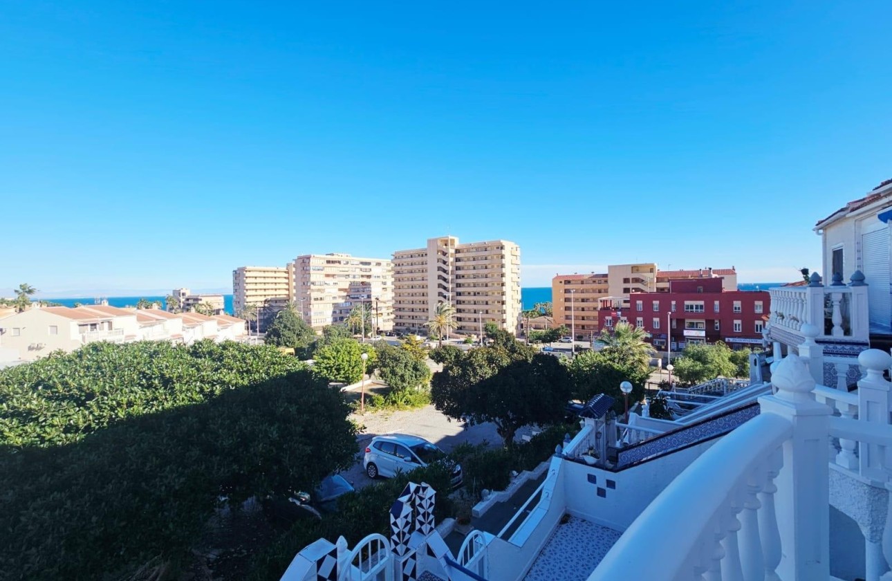 Revente - Appartement -
Torrevieja - Cabo cervera