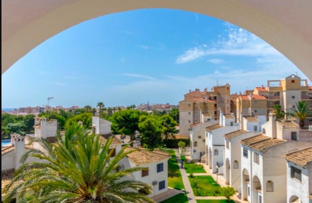 Revente - Appartement -
Torrevieja - Calas blanca