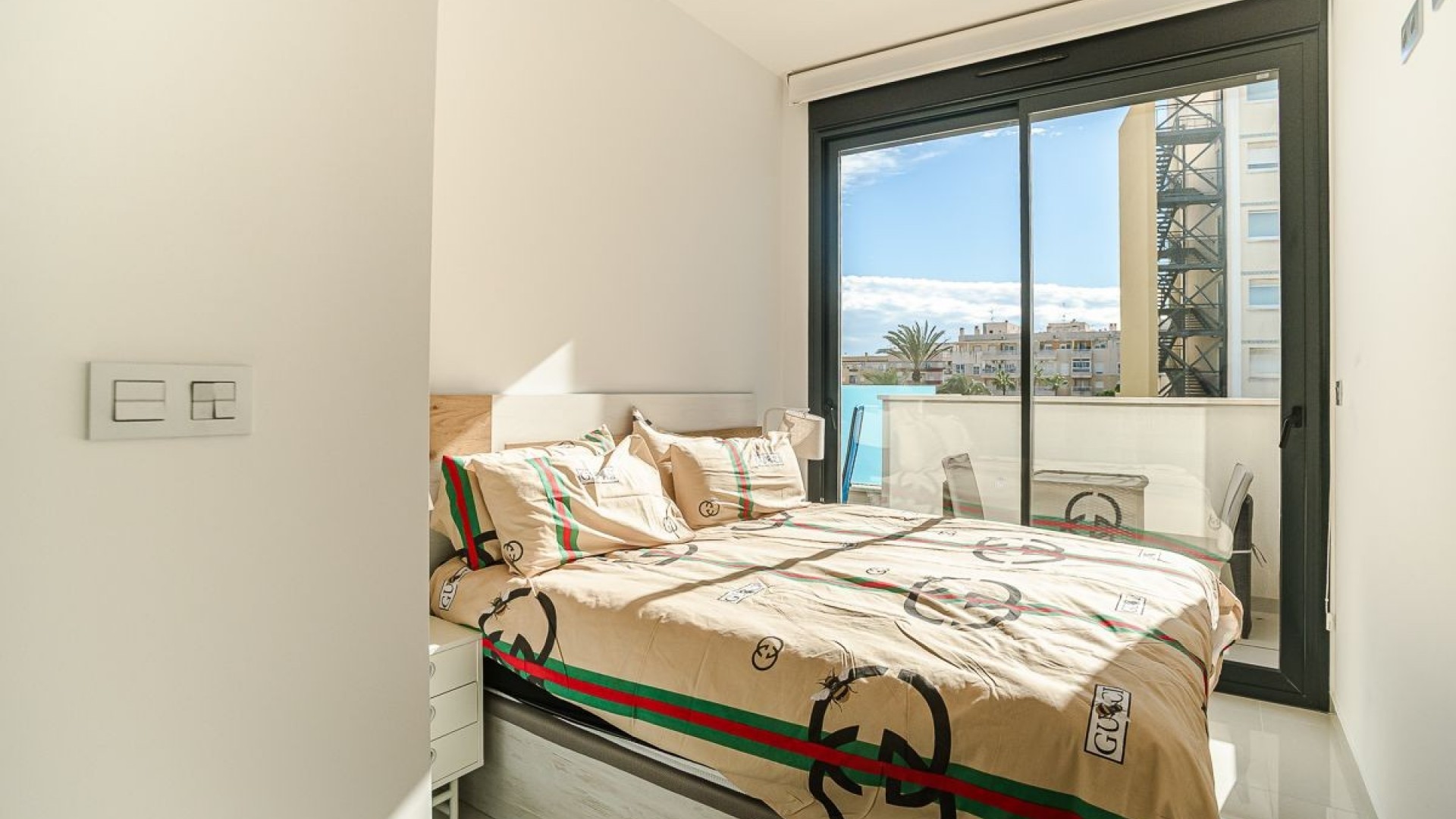 Revente - Appartement -
Torrevieja - Calas Blancas