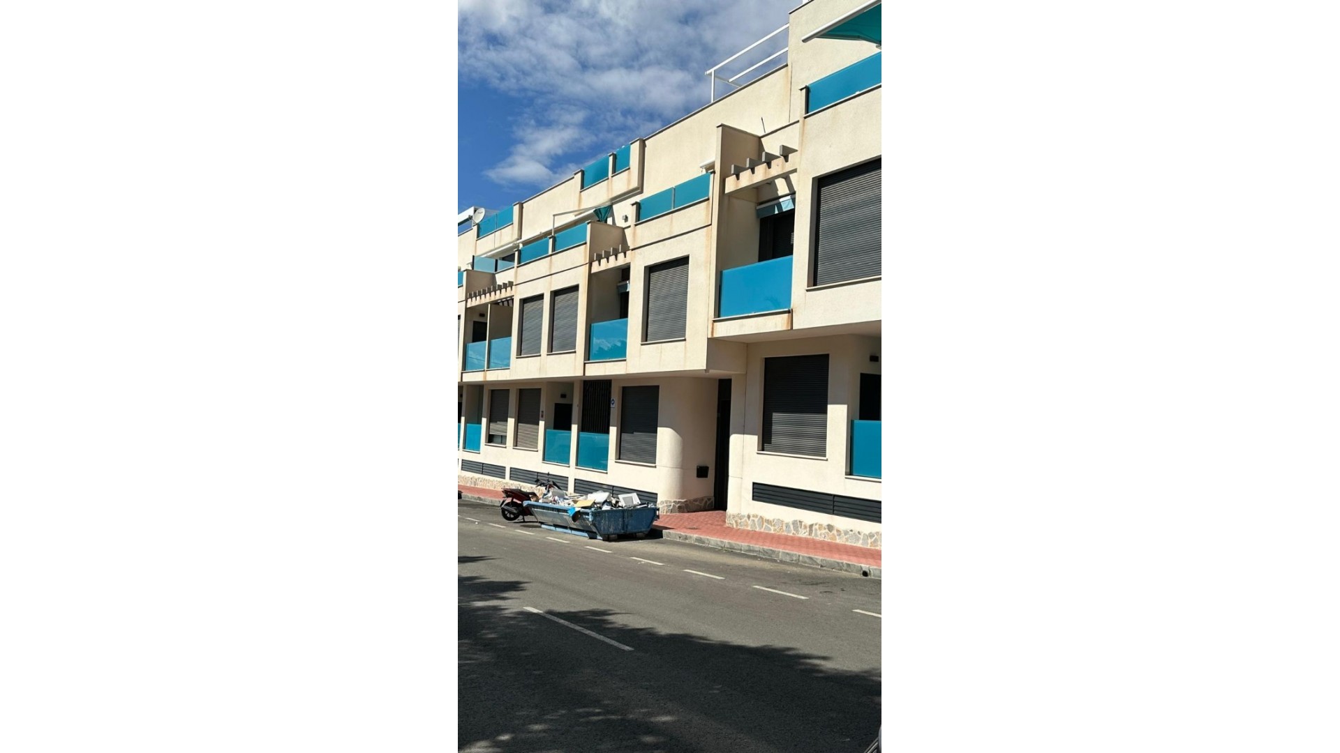 Revente - Appartement -
Torrevieja - Calas Blancas