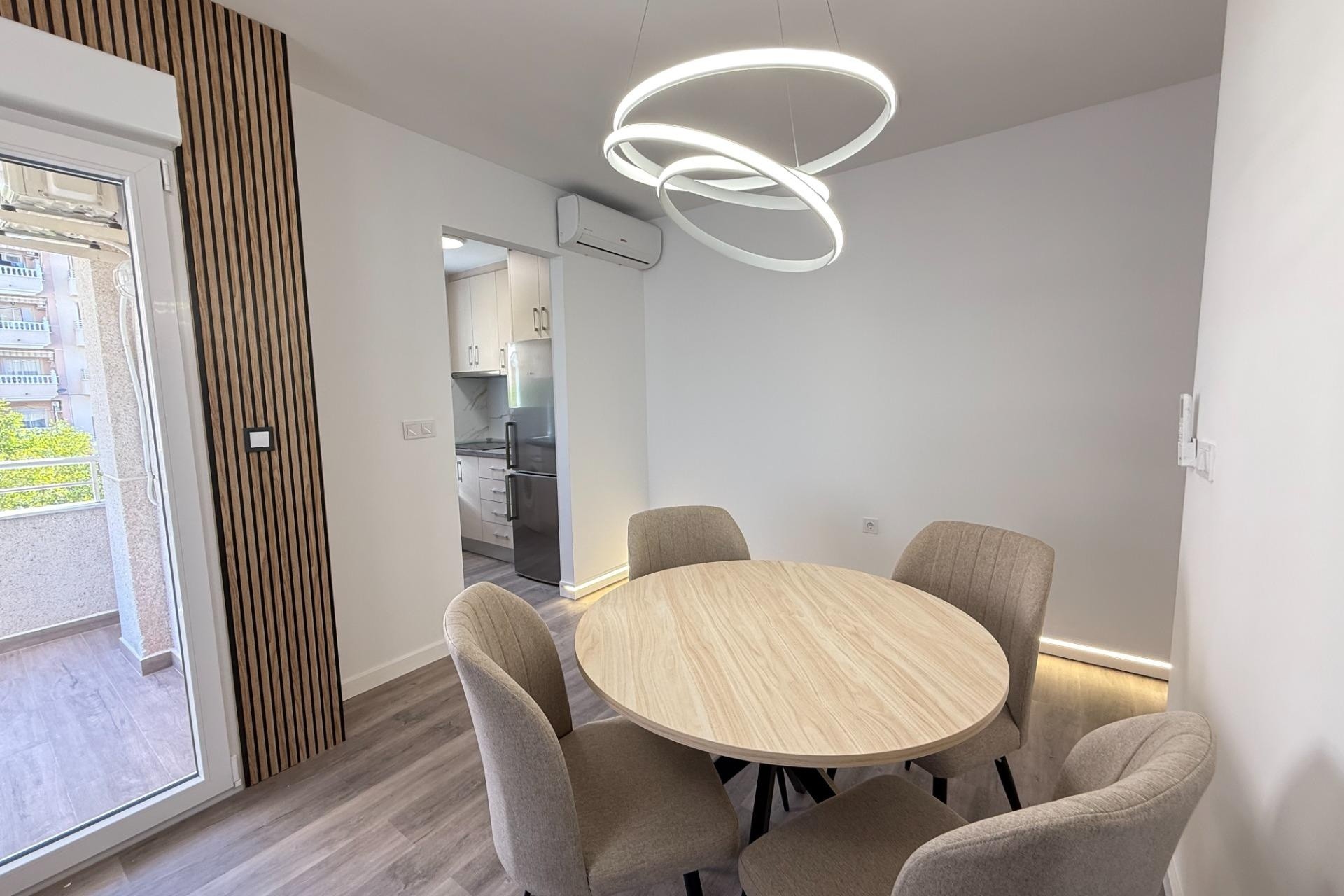 Revente - Appartement -
Torrevieja - Center