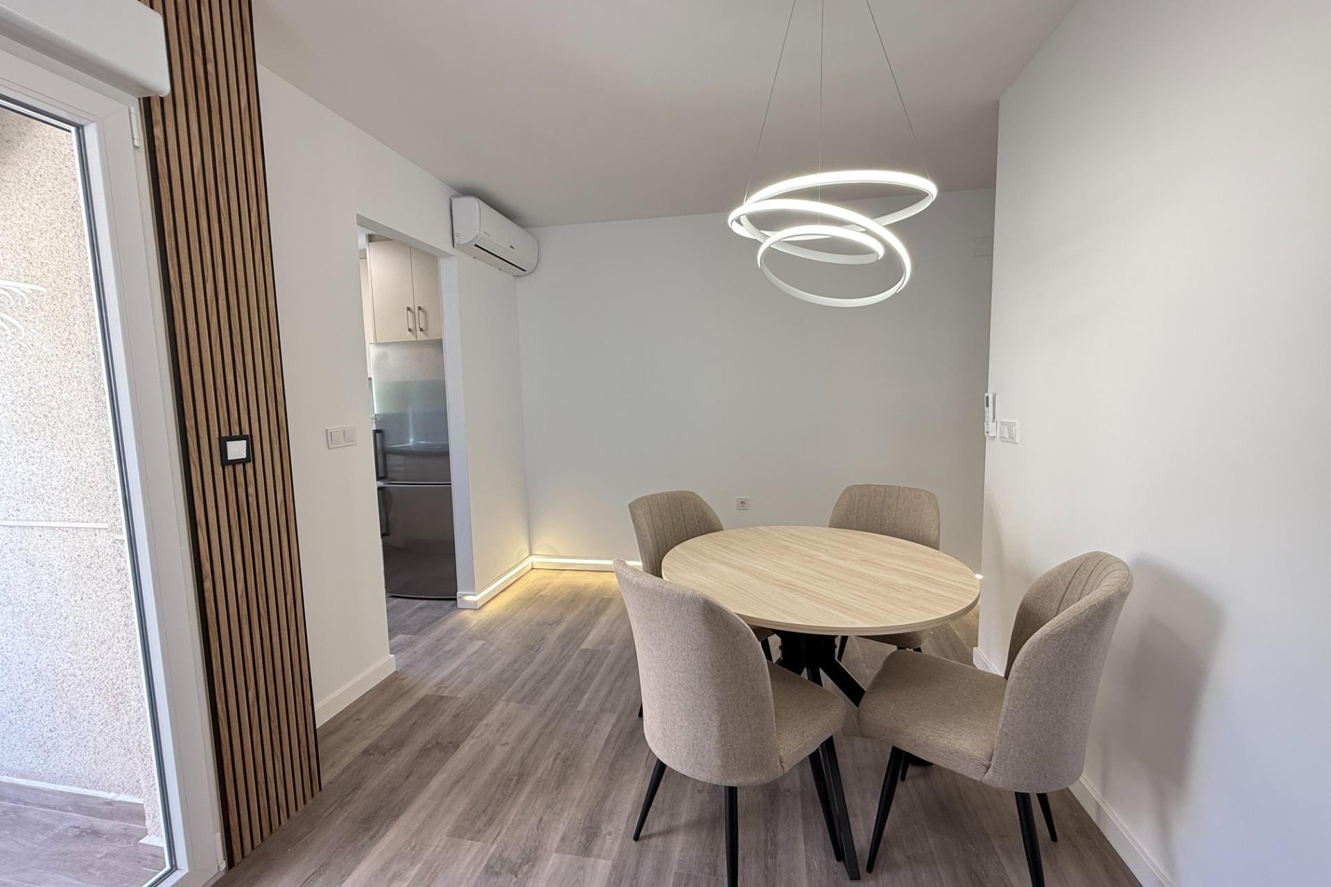 Revente - Appartement -
Torrevieja - Center