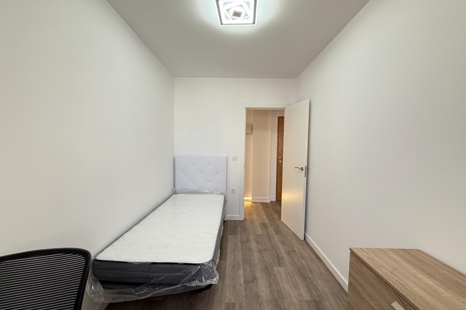 Revente - Appartement -
Torrevieja - Center