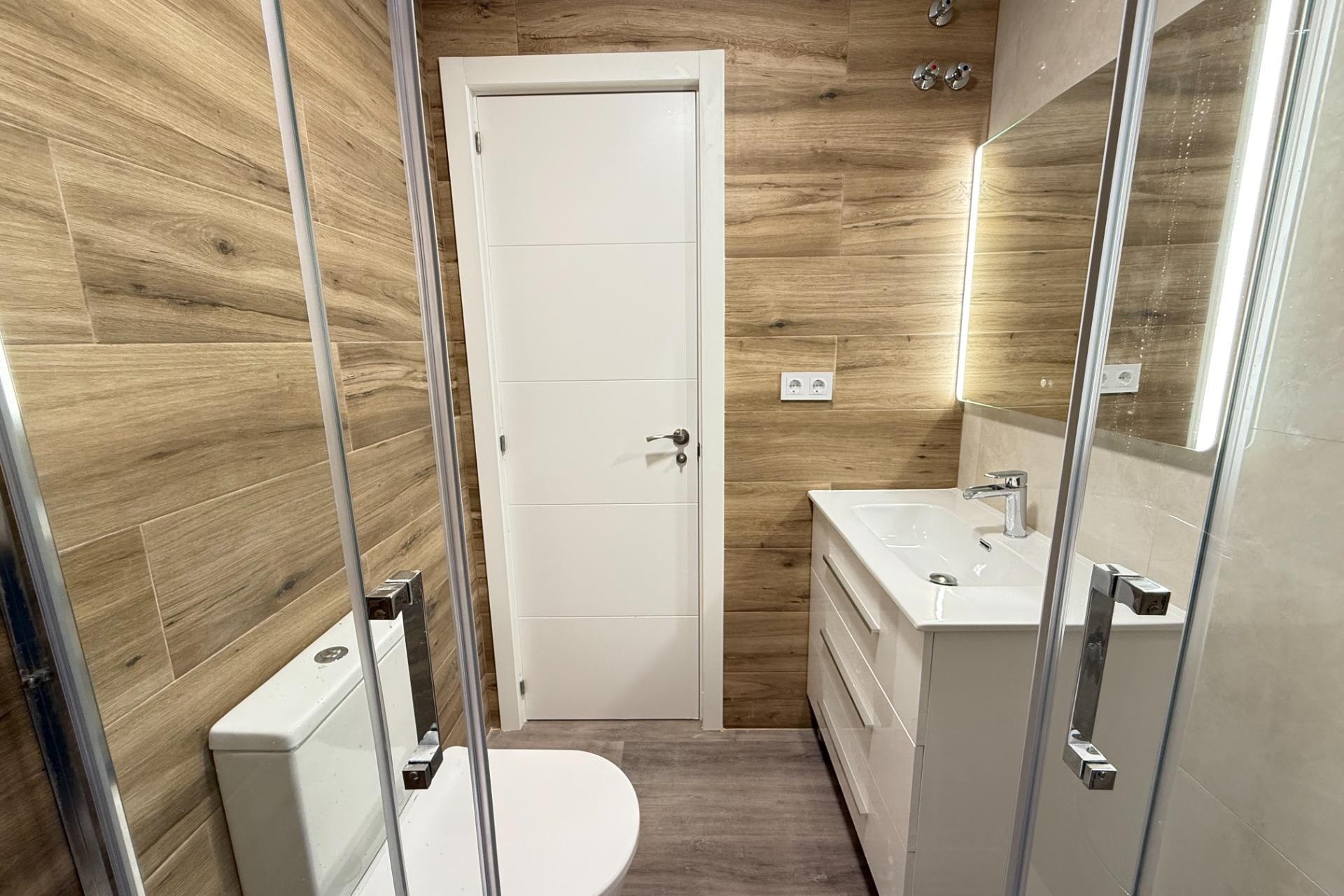 Revente - Appartement -
Torrevieja - Center