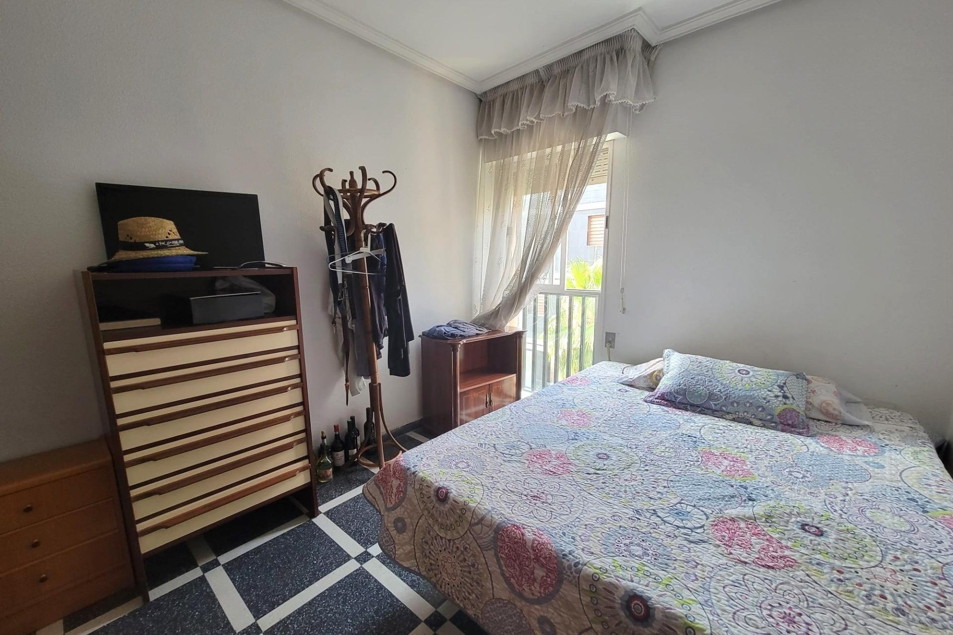 Revente - Appartement -
Torrevieja - Center