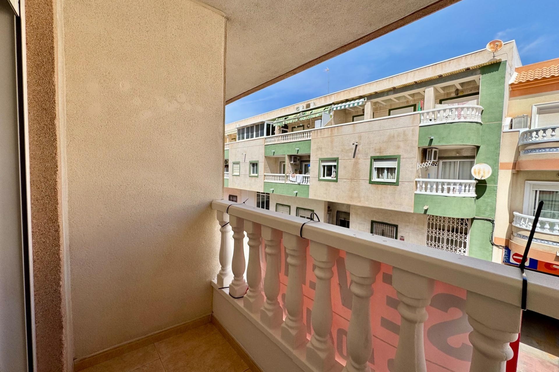 Revente - Appartement -
Torrevieja - Center