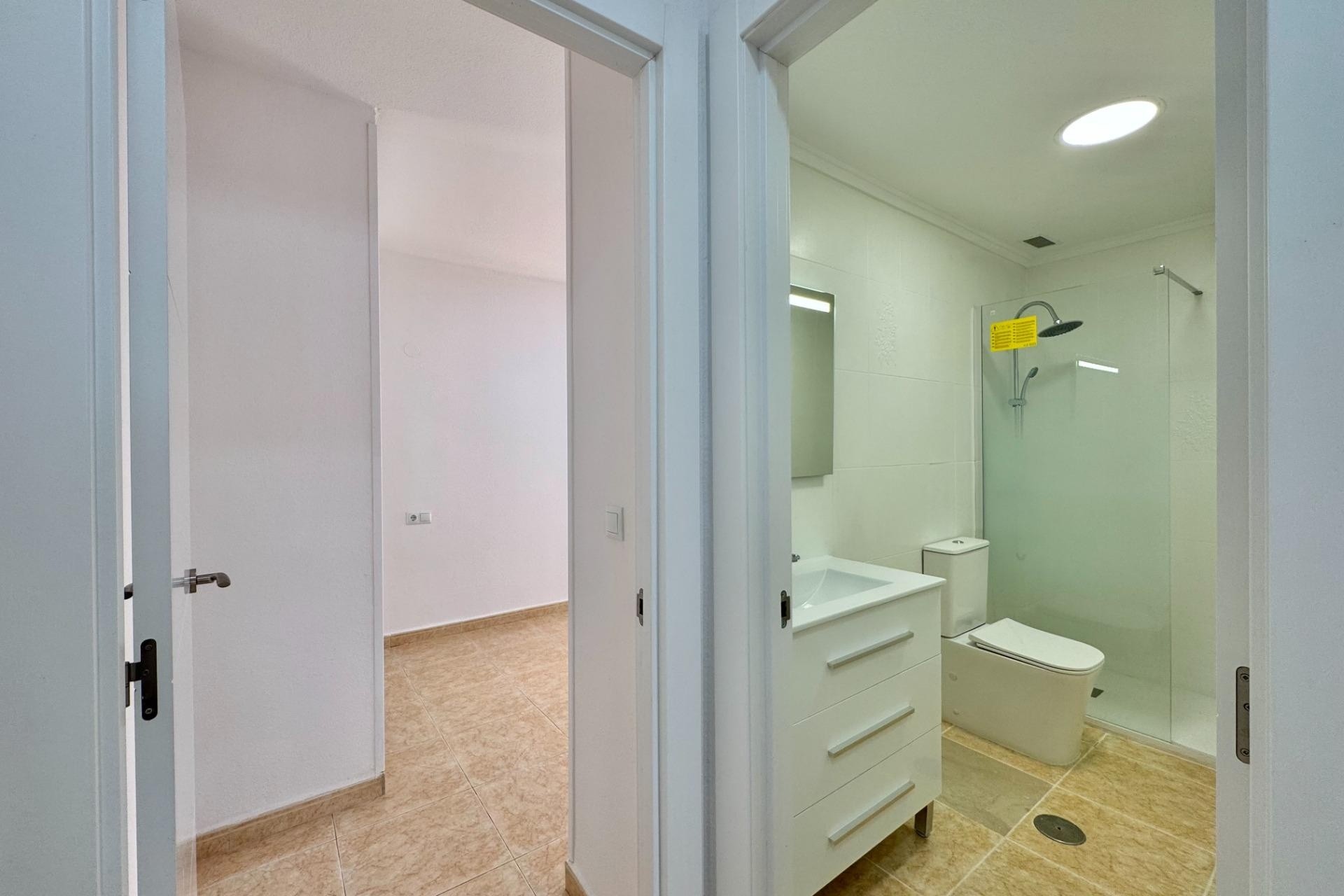 Revente - Appartement -
Torrevieja - Center