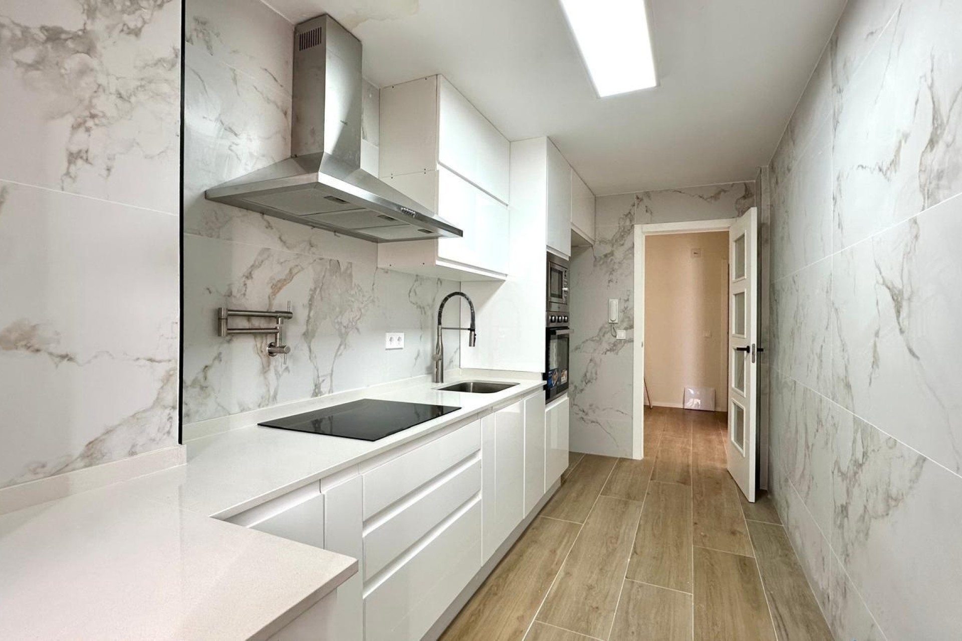 Revente - Appartement -
Torrevieja - Center