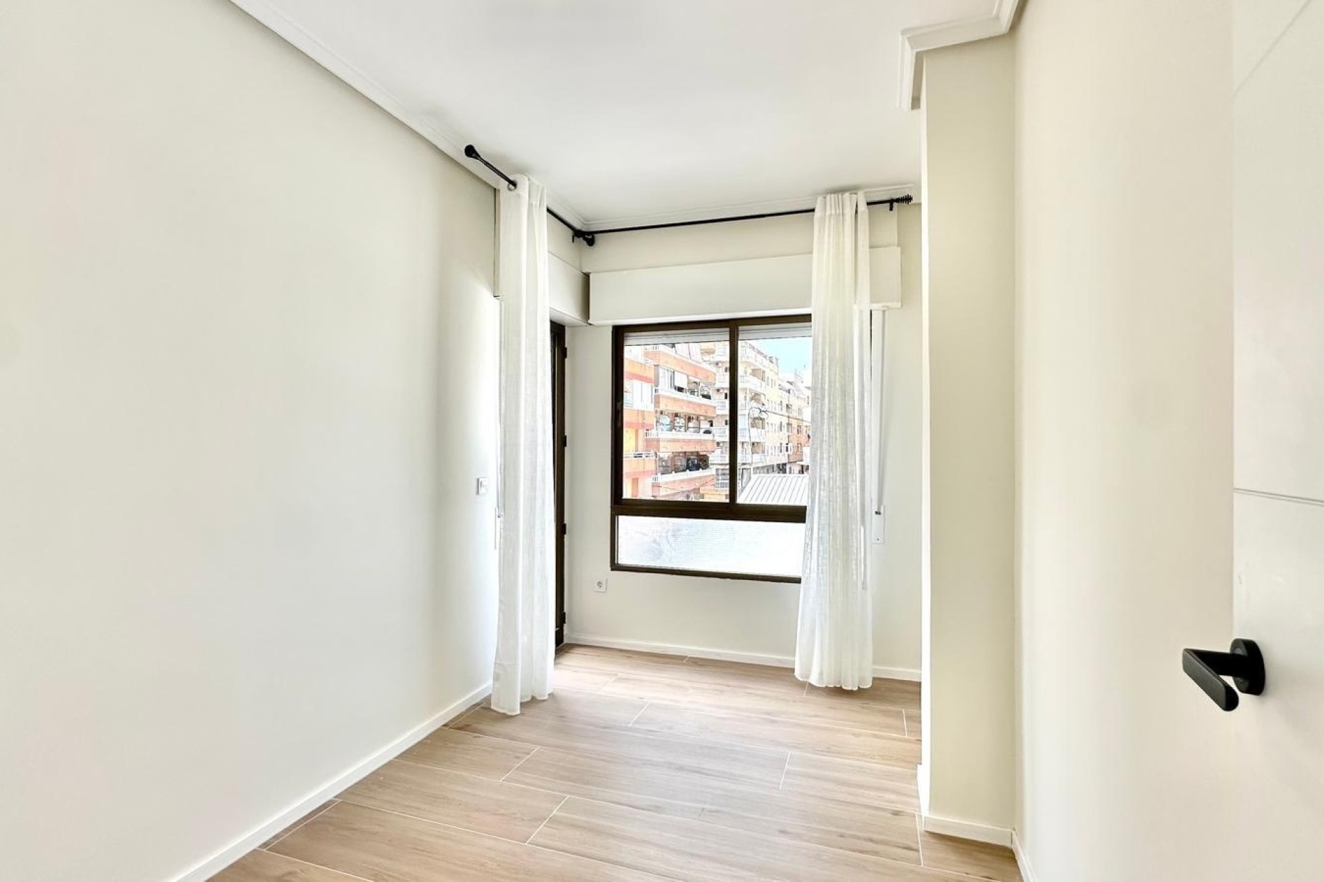 Revente - Appartement -
Torrevieja - Center