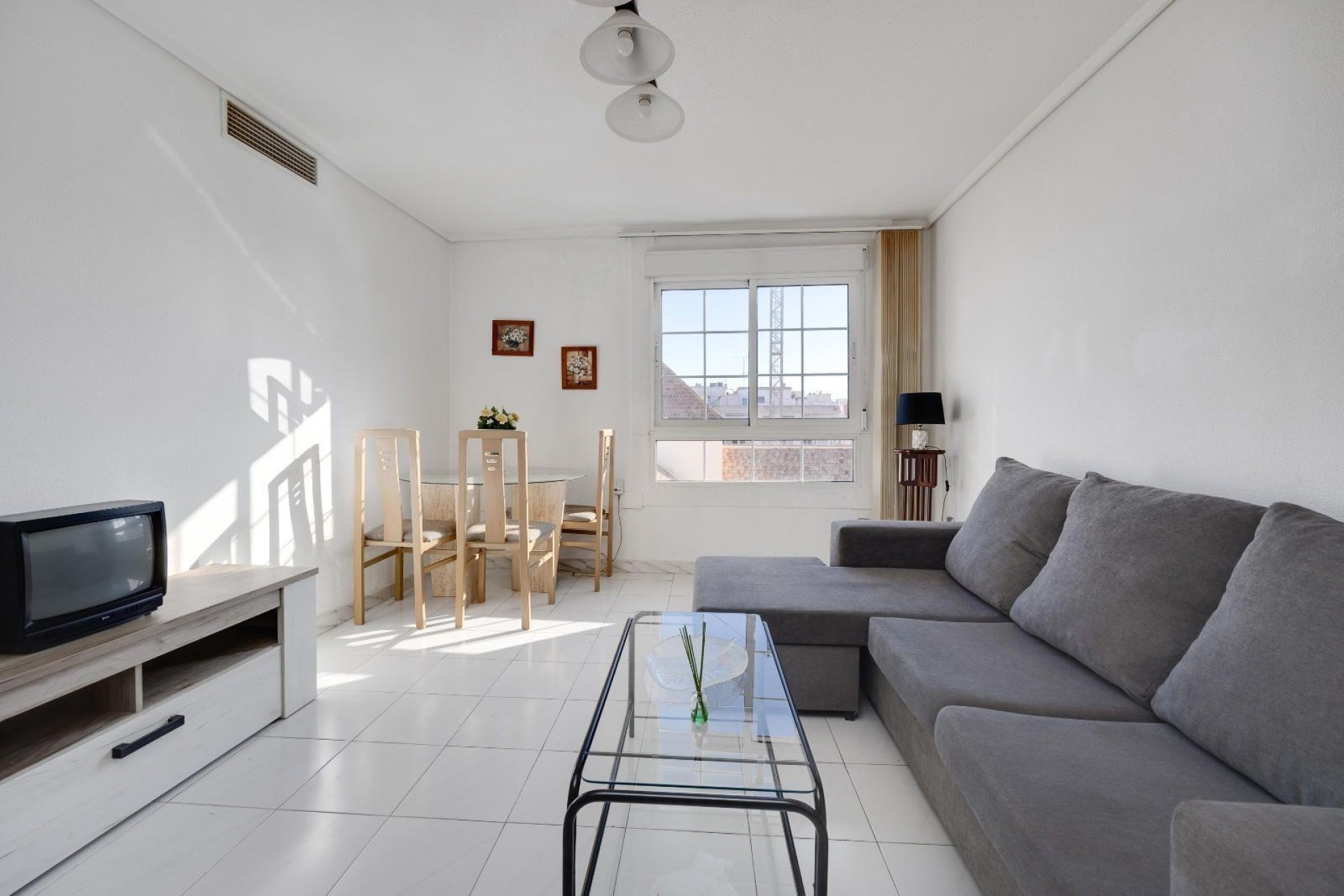 Revente - Appartement -
Torrevieja - Center