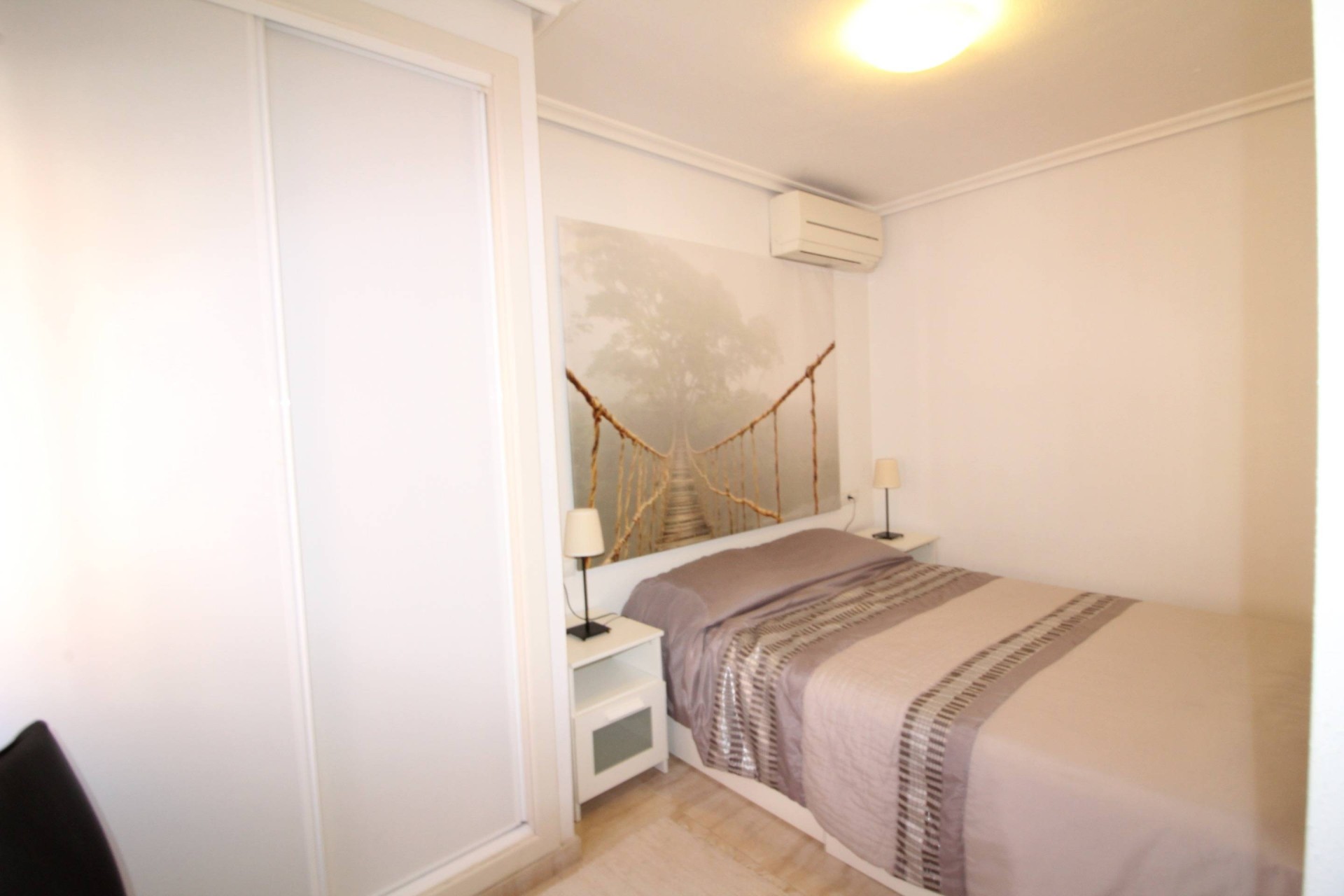 Revente - Appartement -
Torrevieja - Center