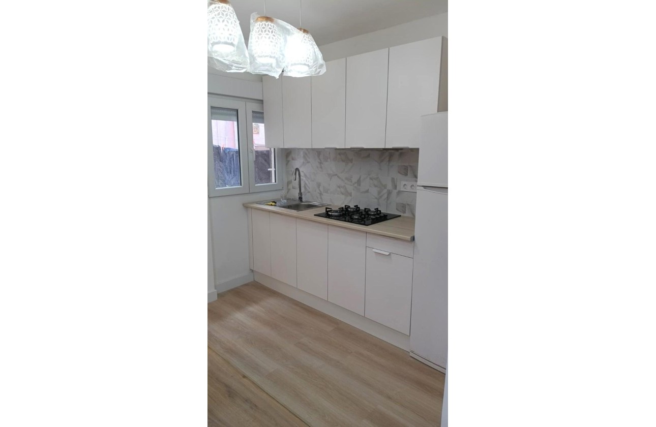 Revente - Appartement -
Torrevieja - Center