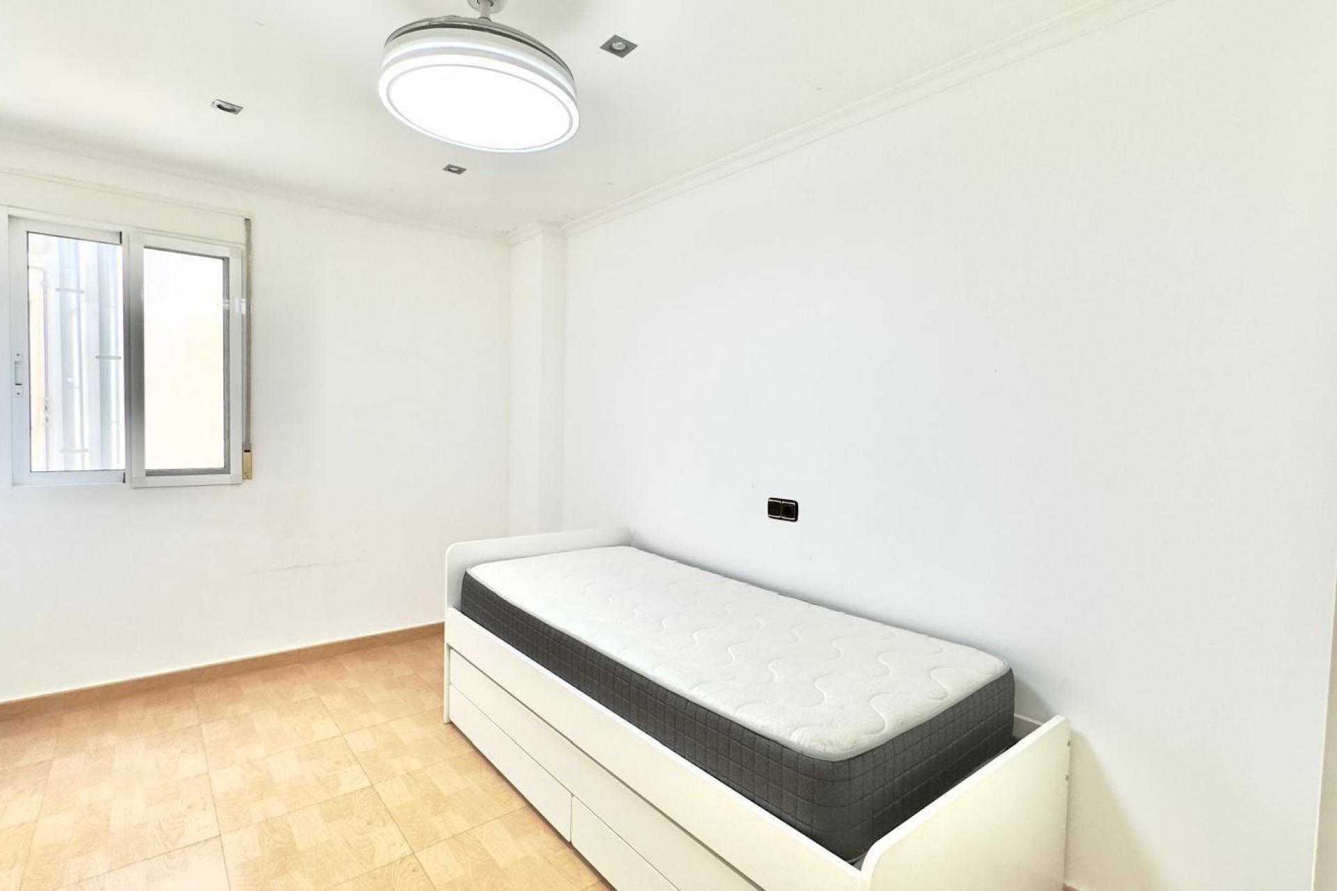 Revente - Appartement -
Torrevieja - Center