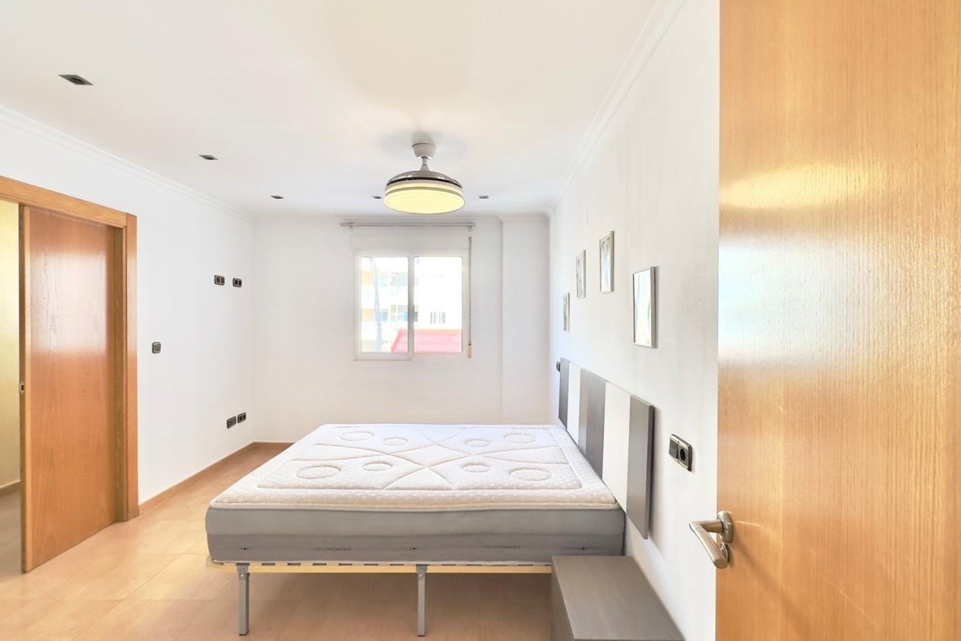 Revente - Appartement -
Torrevieja - Center