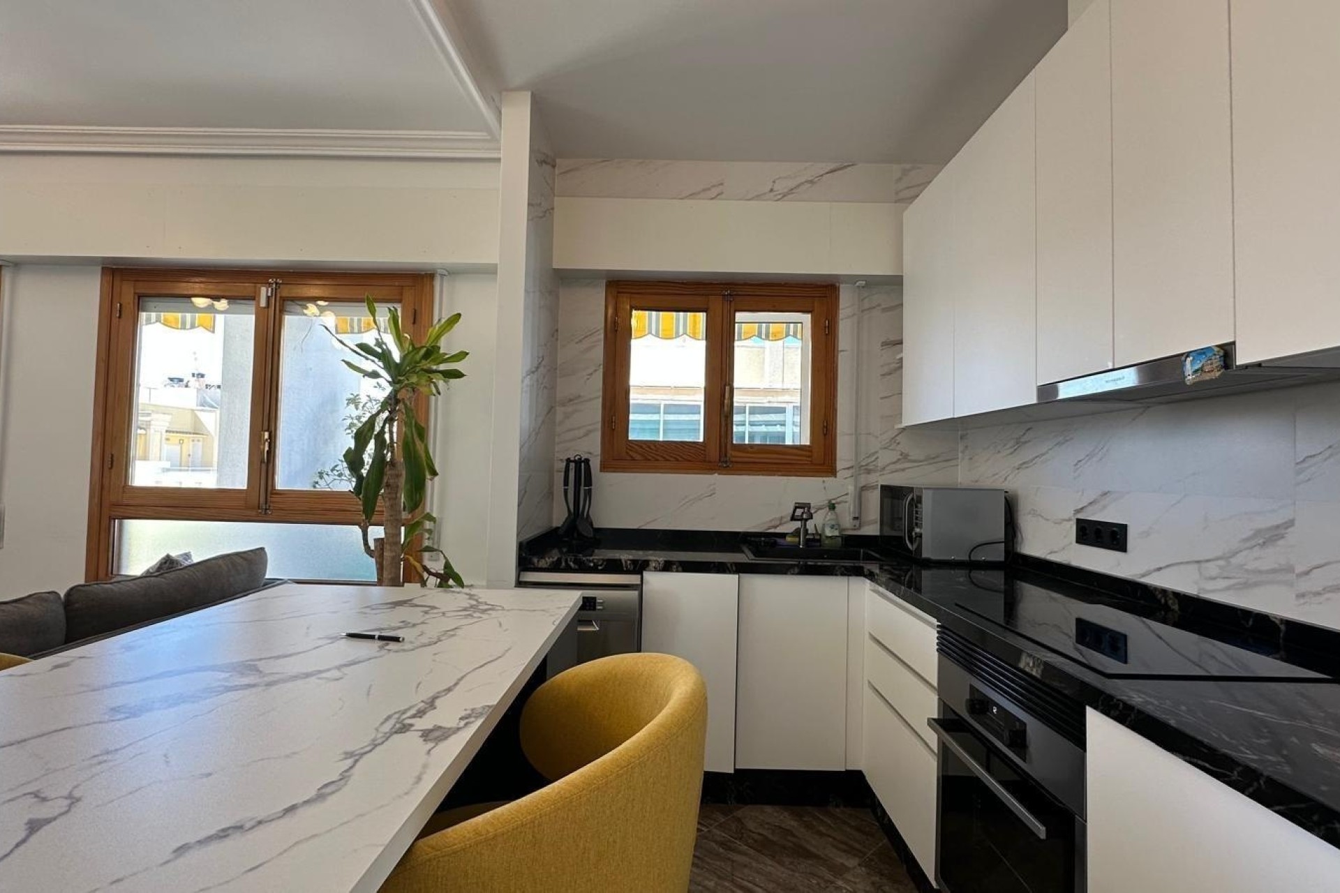 Revente - Appartement -
Torrevieja - Center