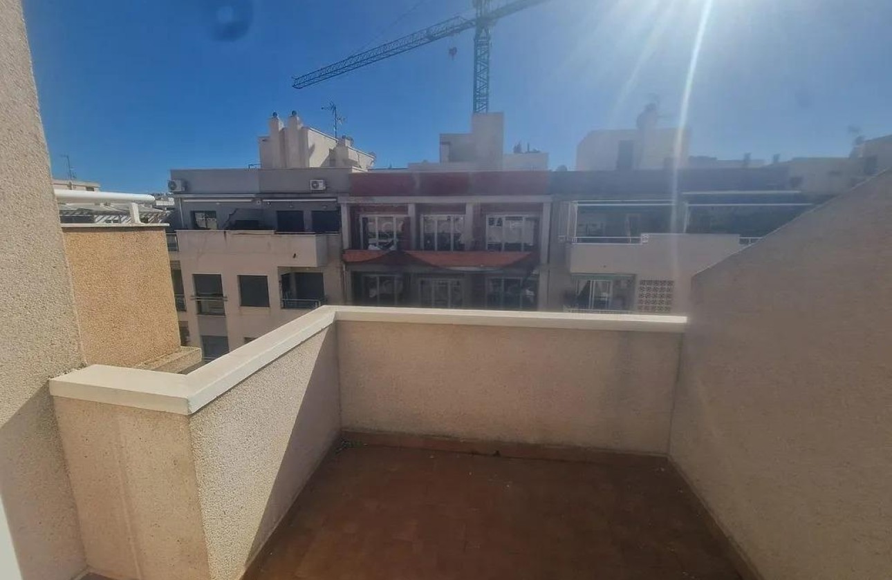 Revente - Appartement -
Torrevieja - Center