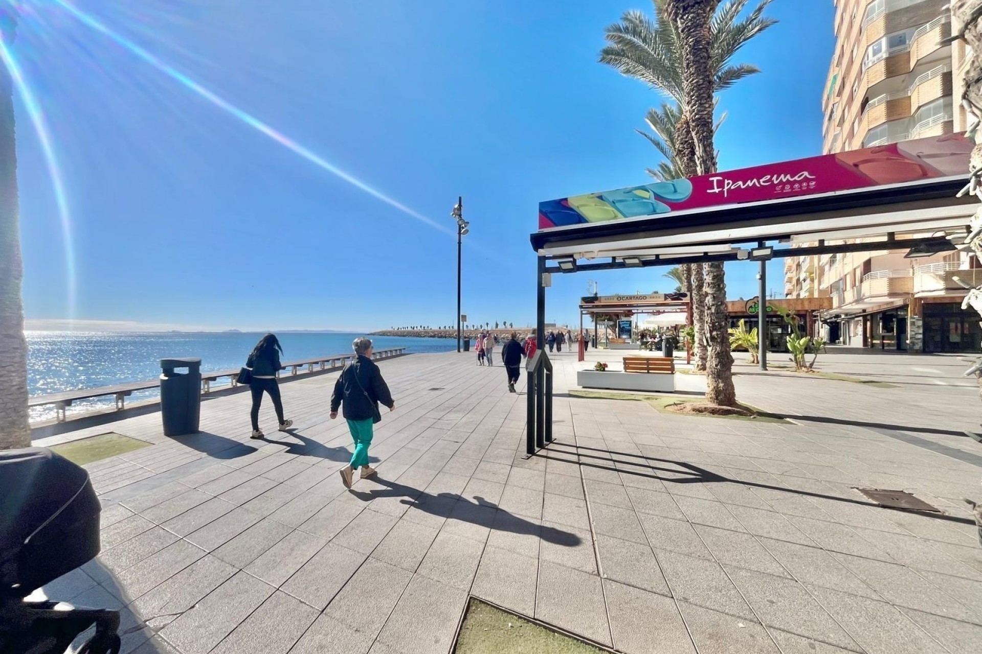 Revente - Appartement -
Torrevieja - Center