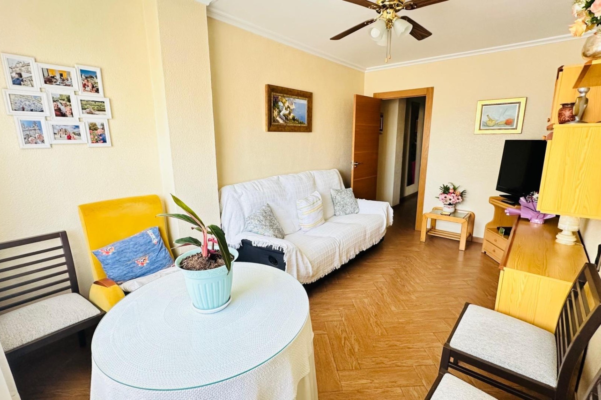 Revente - Appartement -
Torrevieja - Center