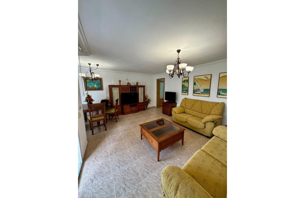 Revente - Appartement -
Torrevieja - Center