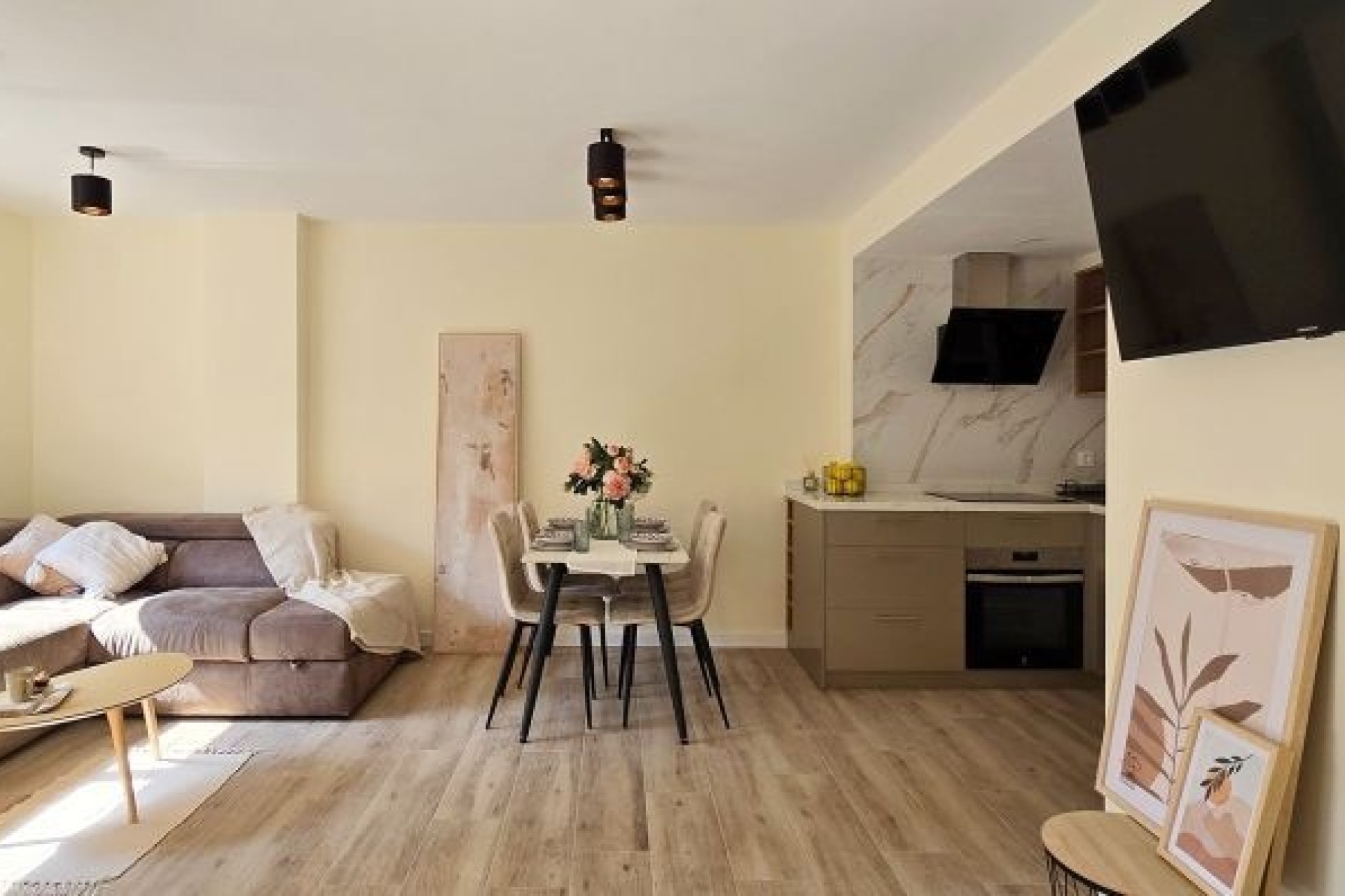 Revente - Appartement -
Torrevieja - Center