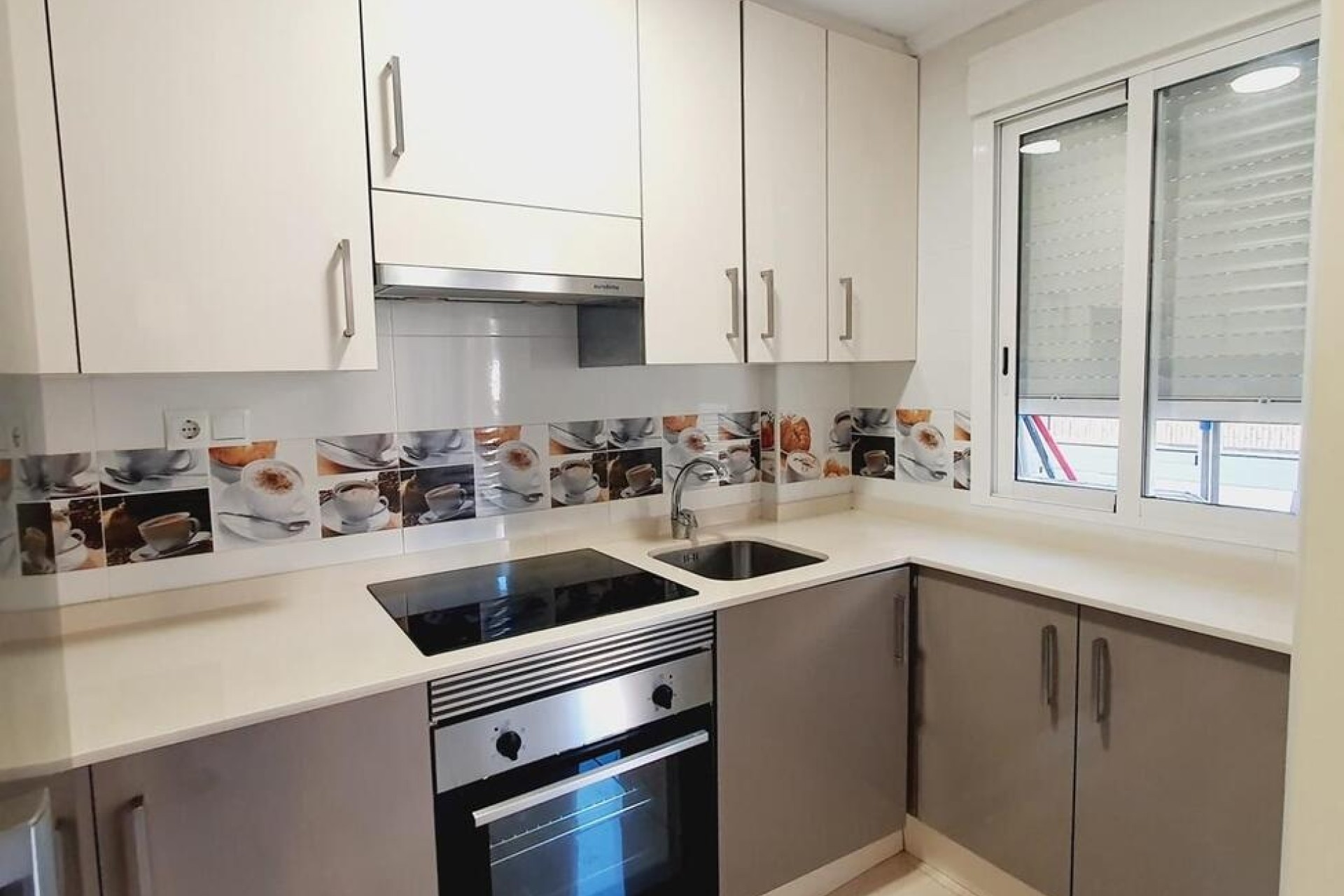 Revente - Appartement -
Torrevieja - Center