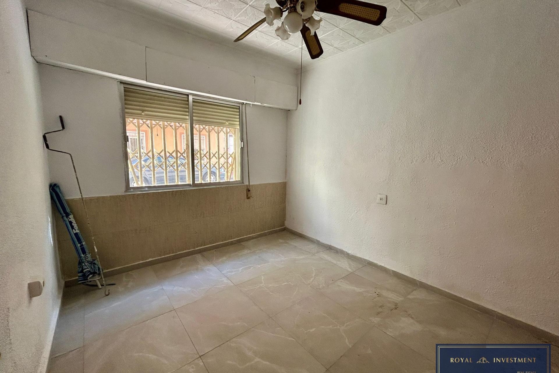 Revente - Appartement -
Torrevieja - Center
