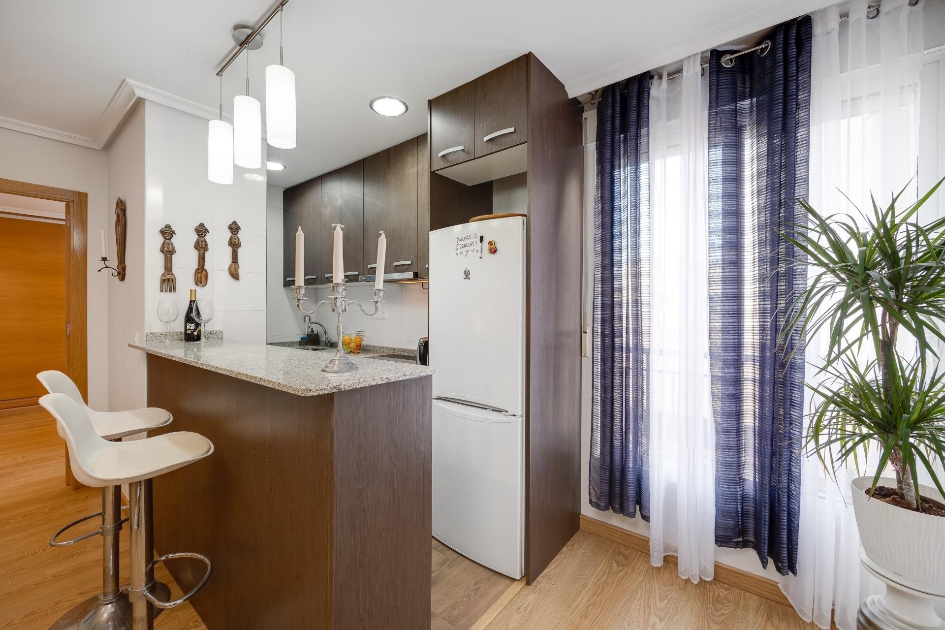 Revente - Appartement -
Torrevieja - Center