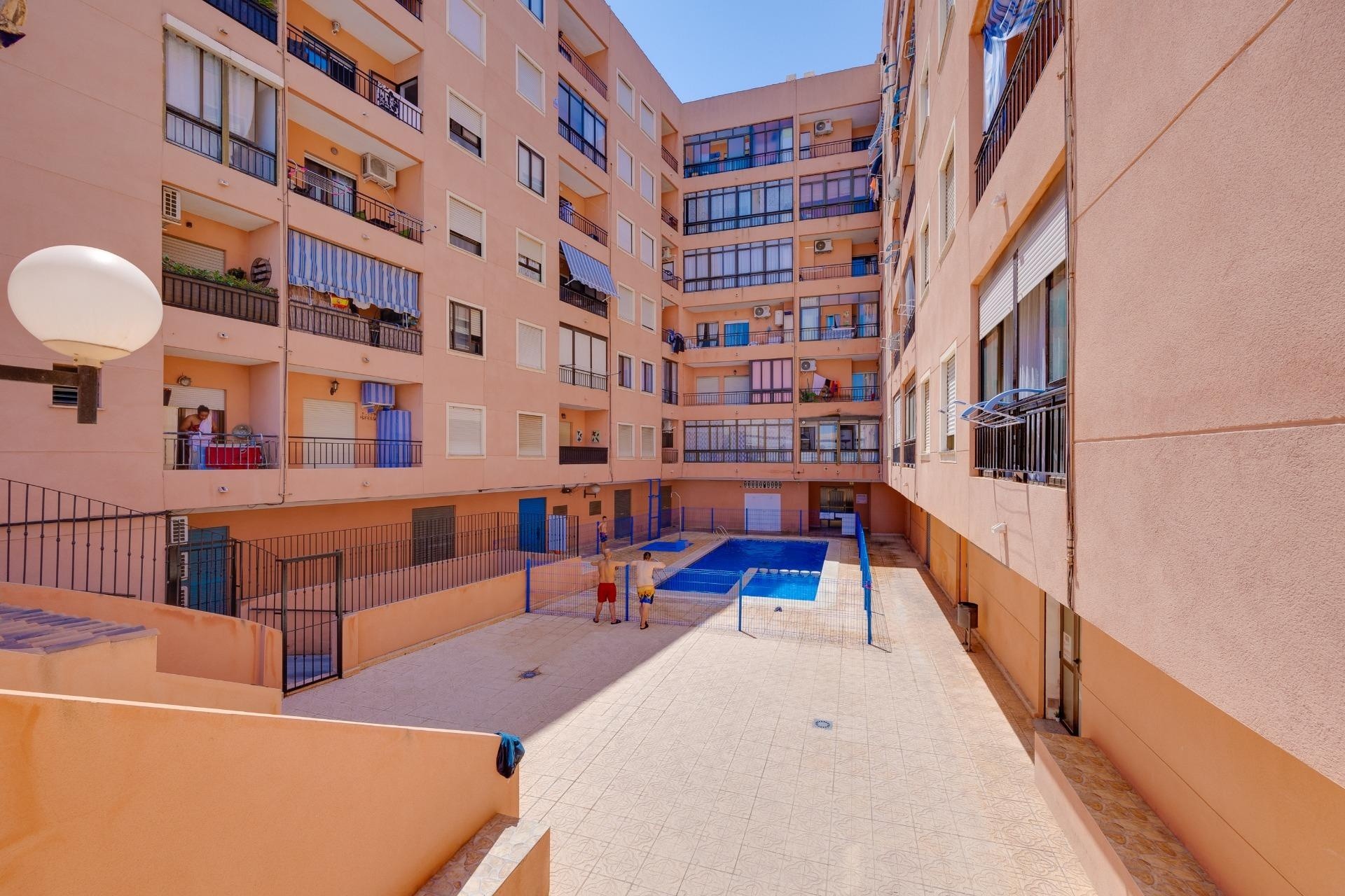 Revente - Appartement -
Torrevieja - Center