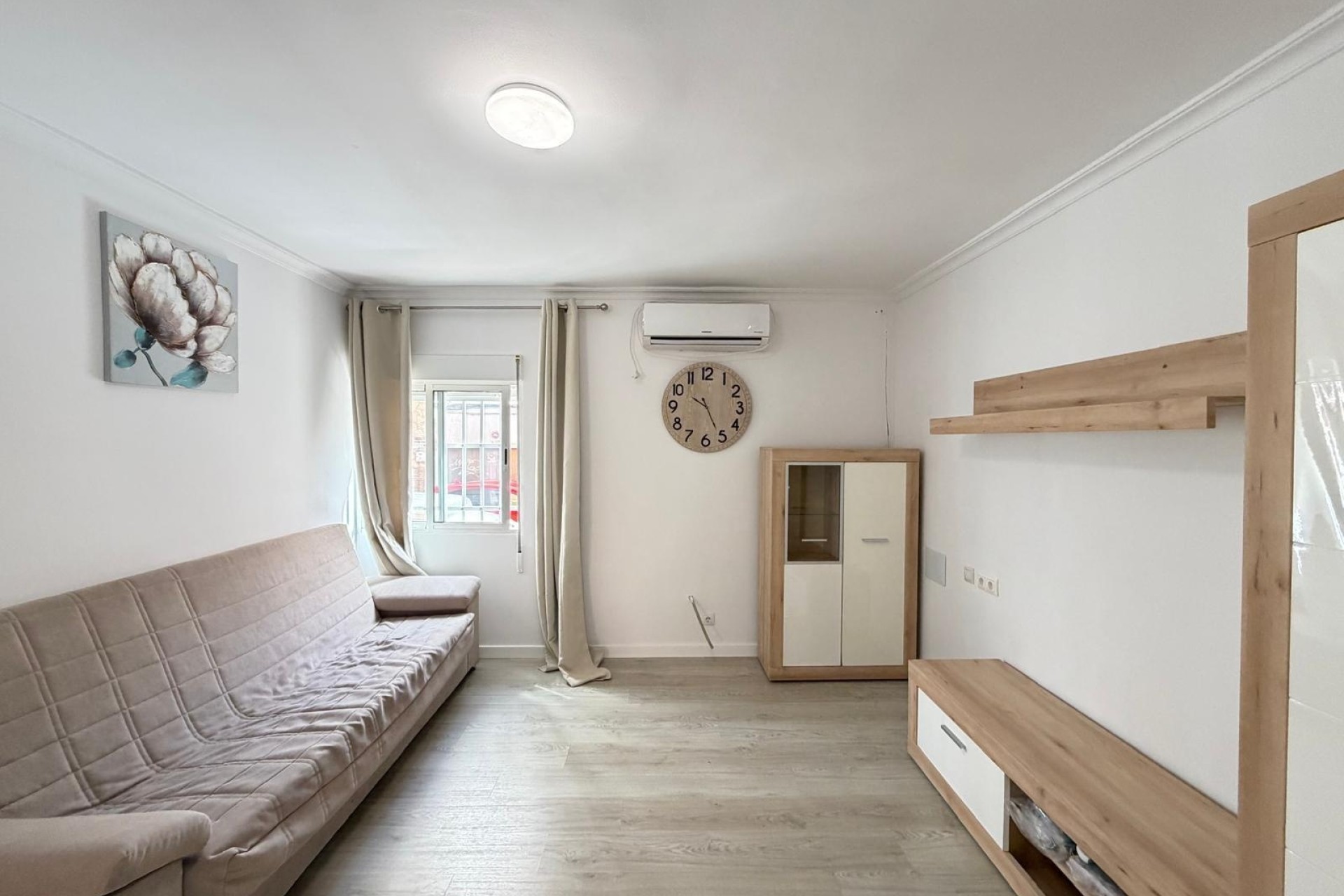 Revente - Appartement -
Torrevieja - Center